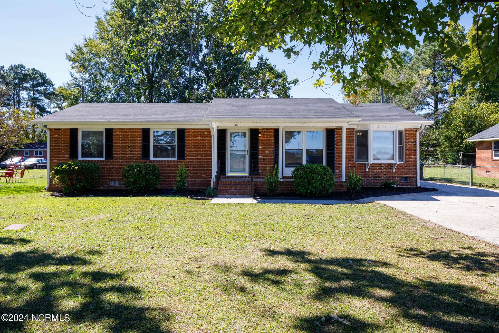 Laurinburg, NC 28352,1211 Stewartsville RD