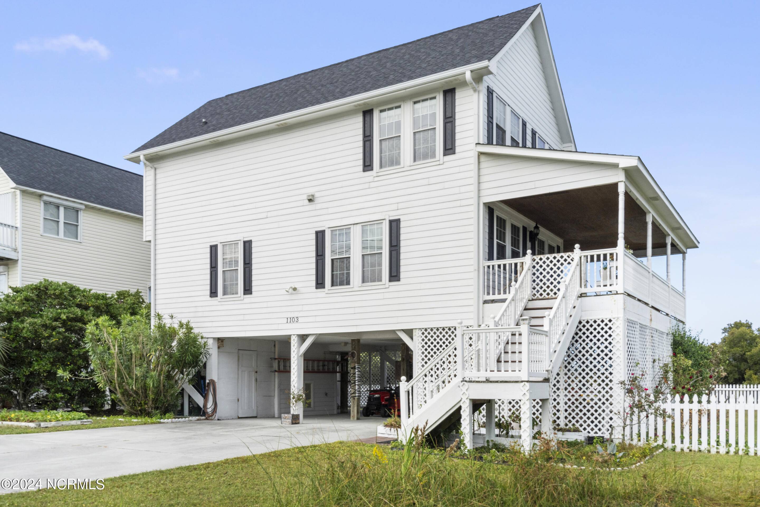 Surf City, NC 28445,1103 S Topsail DR