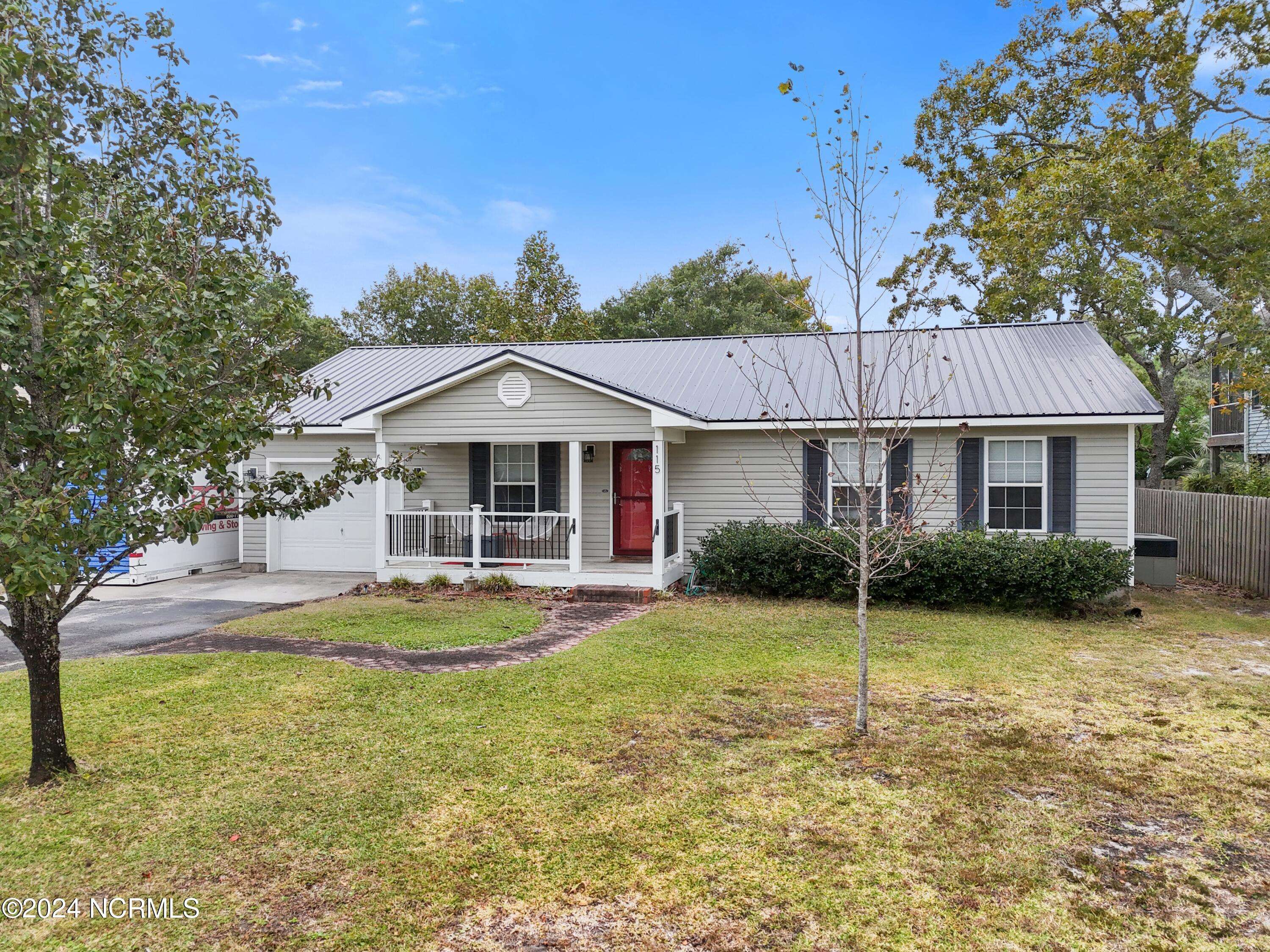 Oak Island, NC 28465,115 NE 8th ST