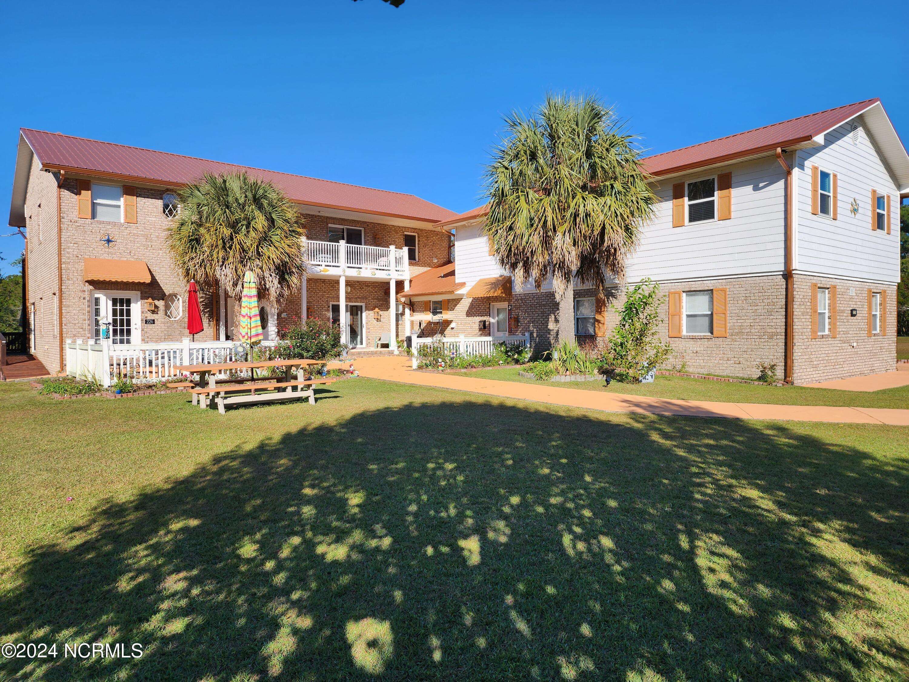 Newport, NC 28570,226 Rollingwood DR