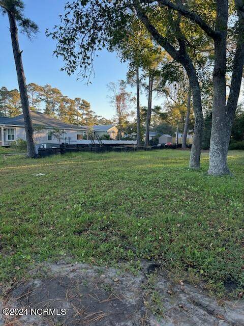 Oak Island, NC 28465,116 NE 75th ST