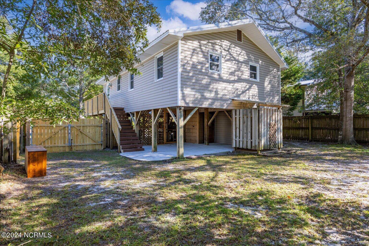 Oak Island, NC 28465,135 NW 3rd ST