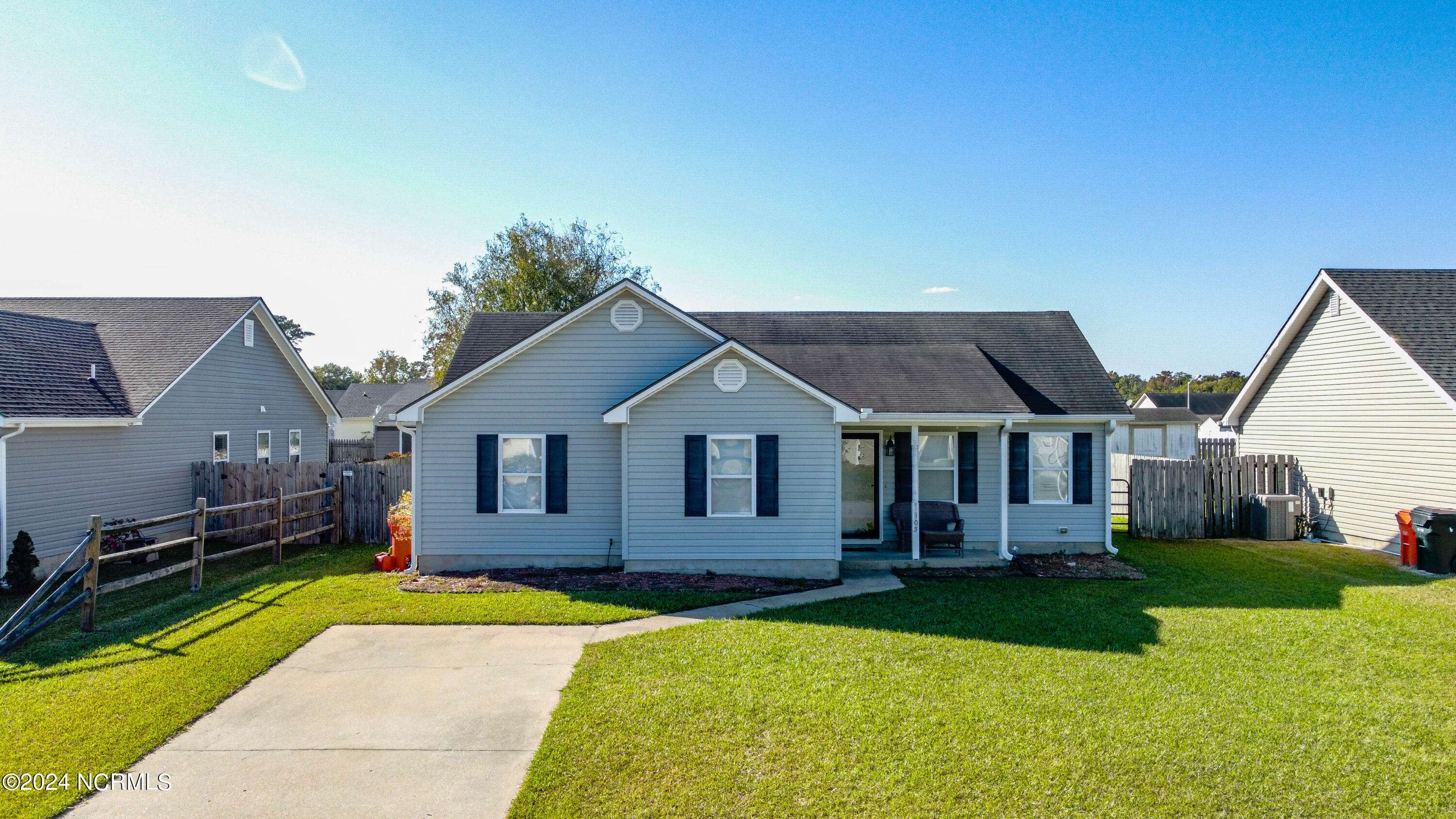 Elizabeth City, NC 27909,1305 Jessica ST