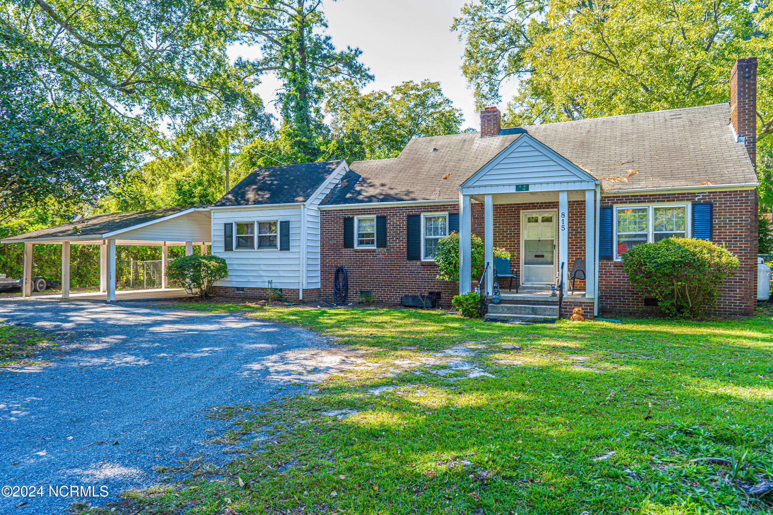 Laurinburg, NC 28352,815 Sunset DR