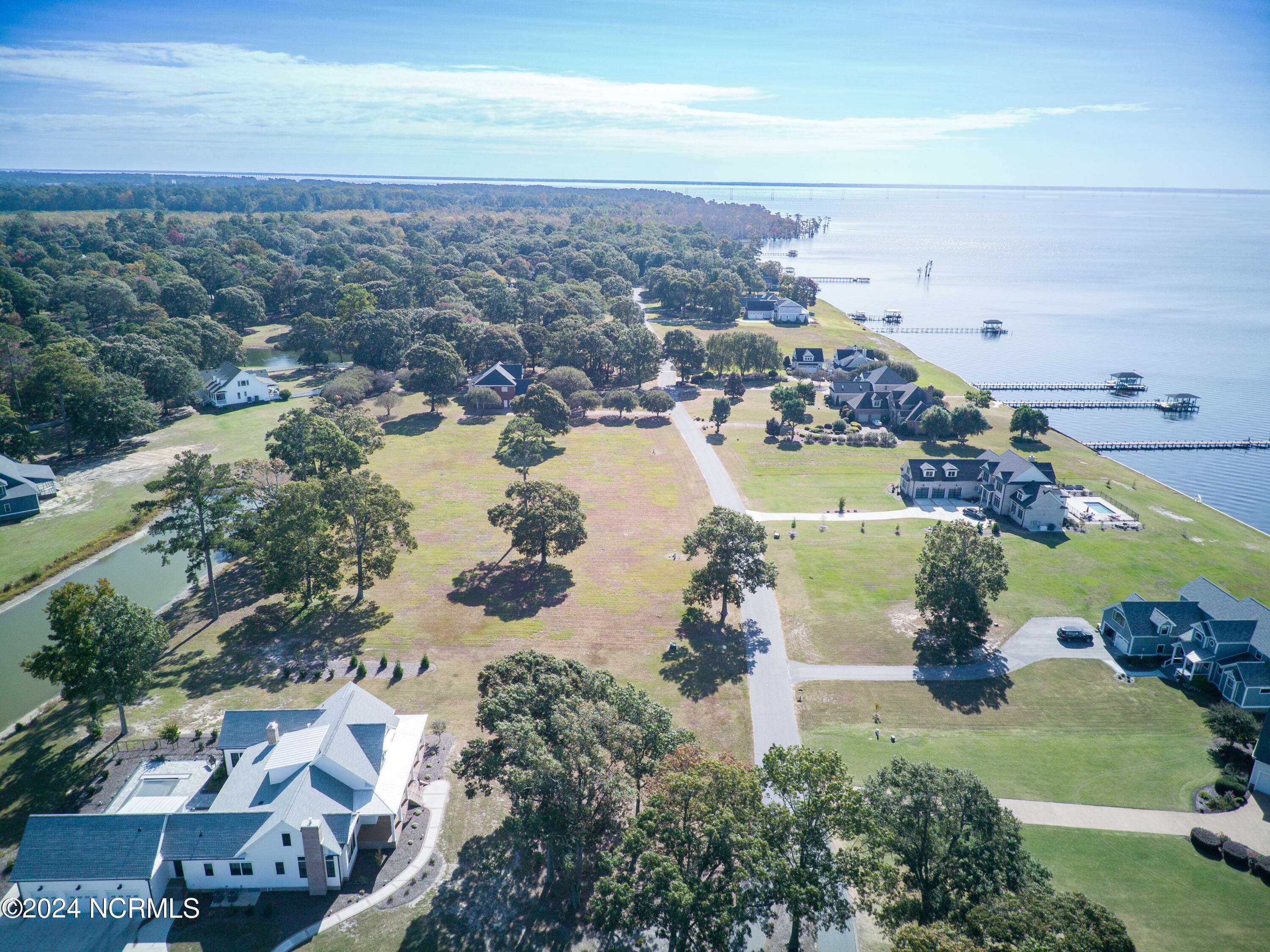 Edenton, NC 27932,341 Bay Point DR