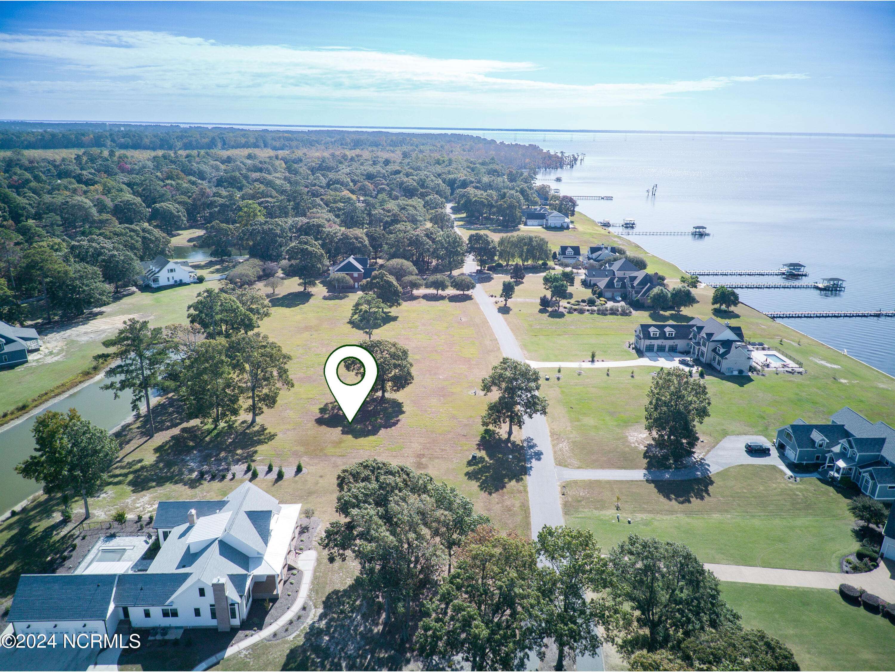 Edenton, NC 27932,341 Bay Point DR