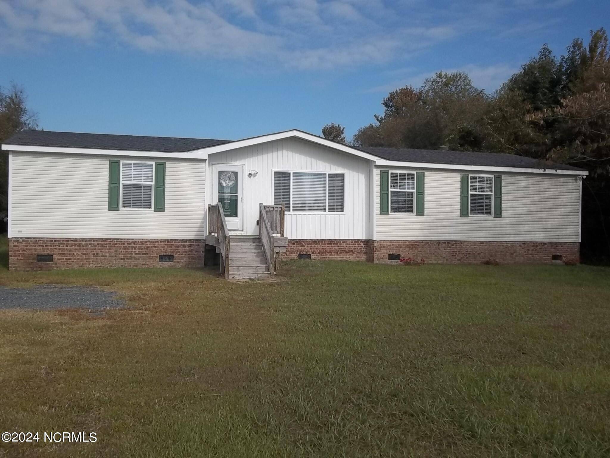 Barco, NC 27917,142 Swains LN