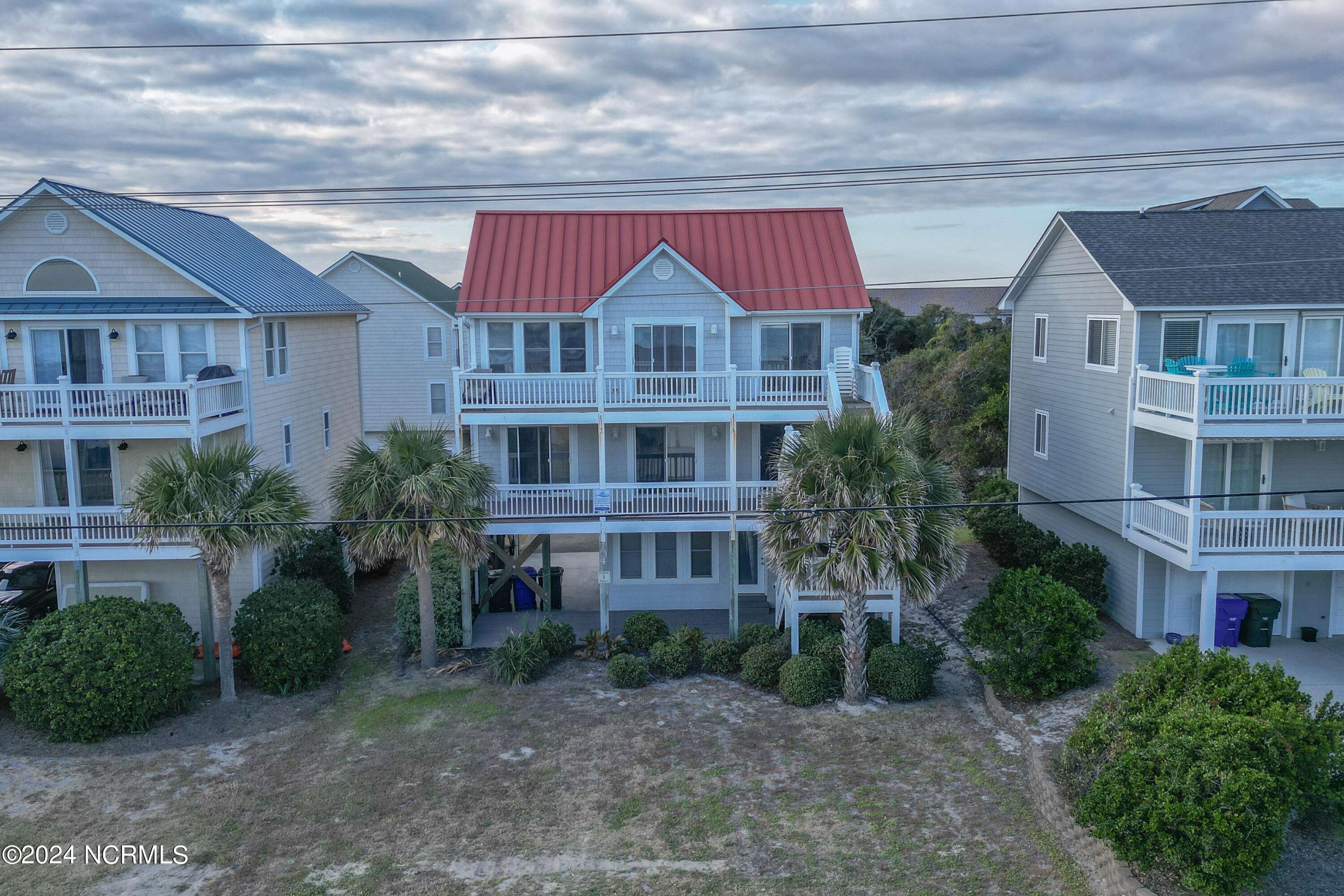 Surf City, NC 28445,104 Katelyn DR