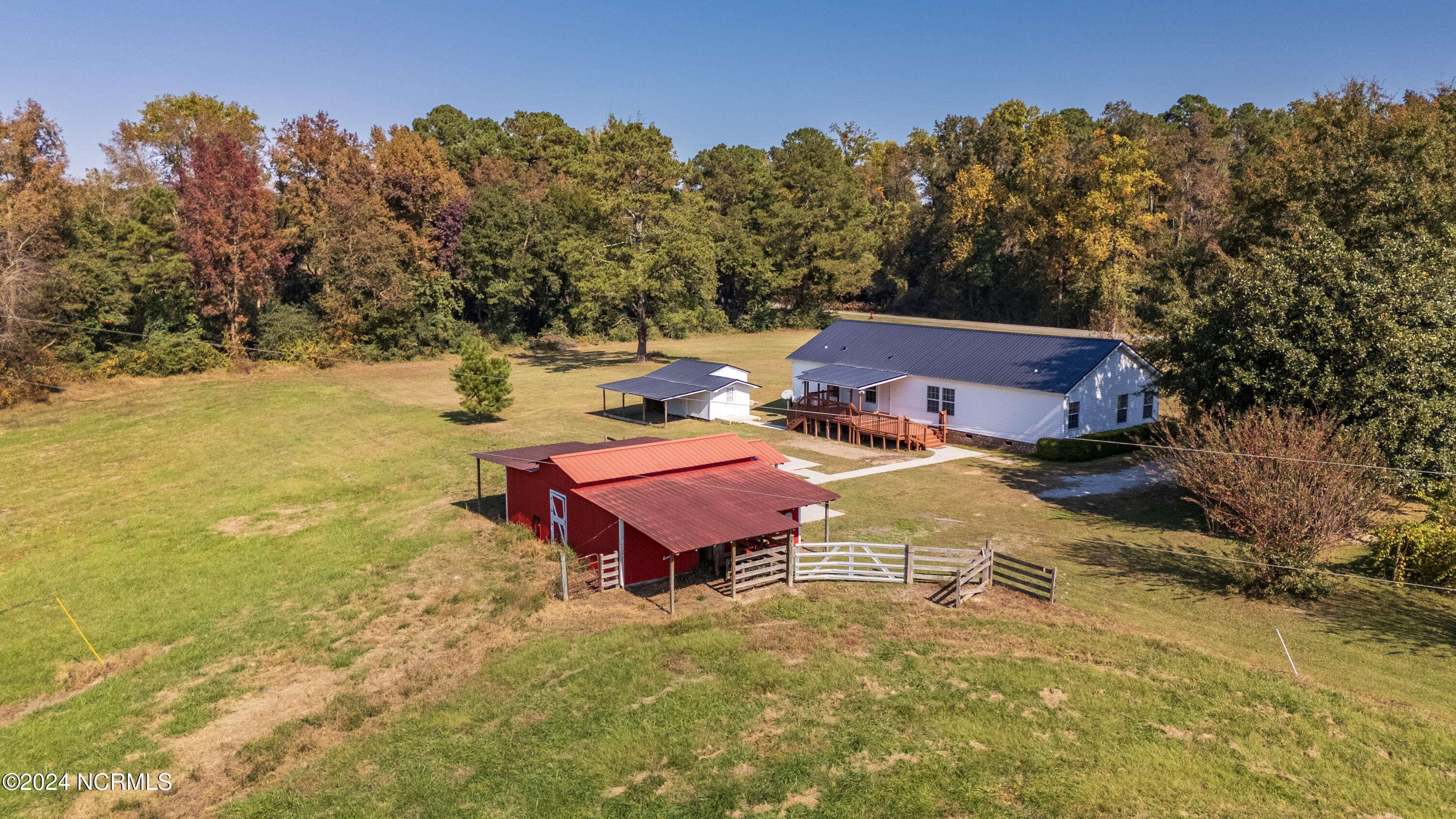 Beulaville, NC 28518,476 Sandlin RD