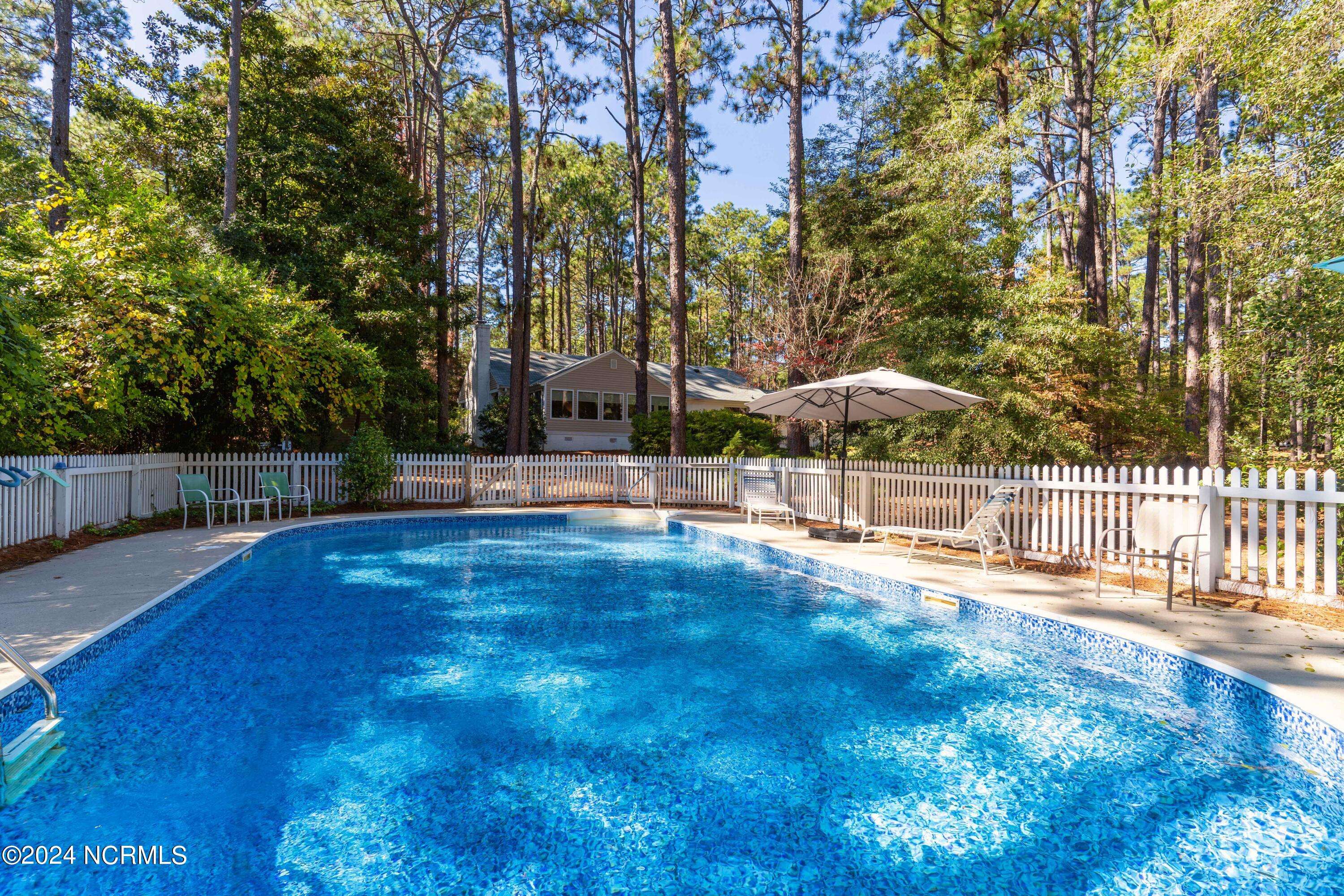 Southern Pines, NC 28387,375 Pee Dee RD