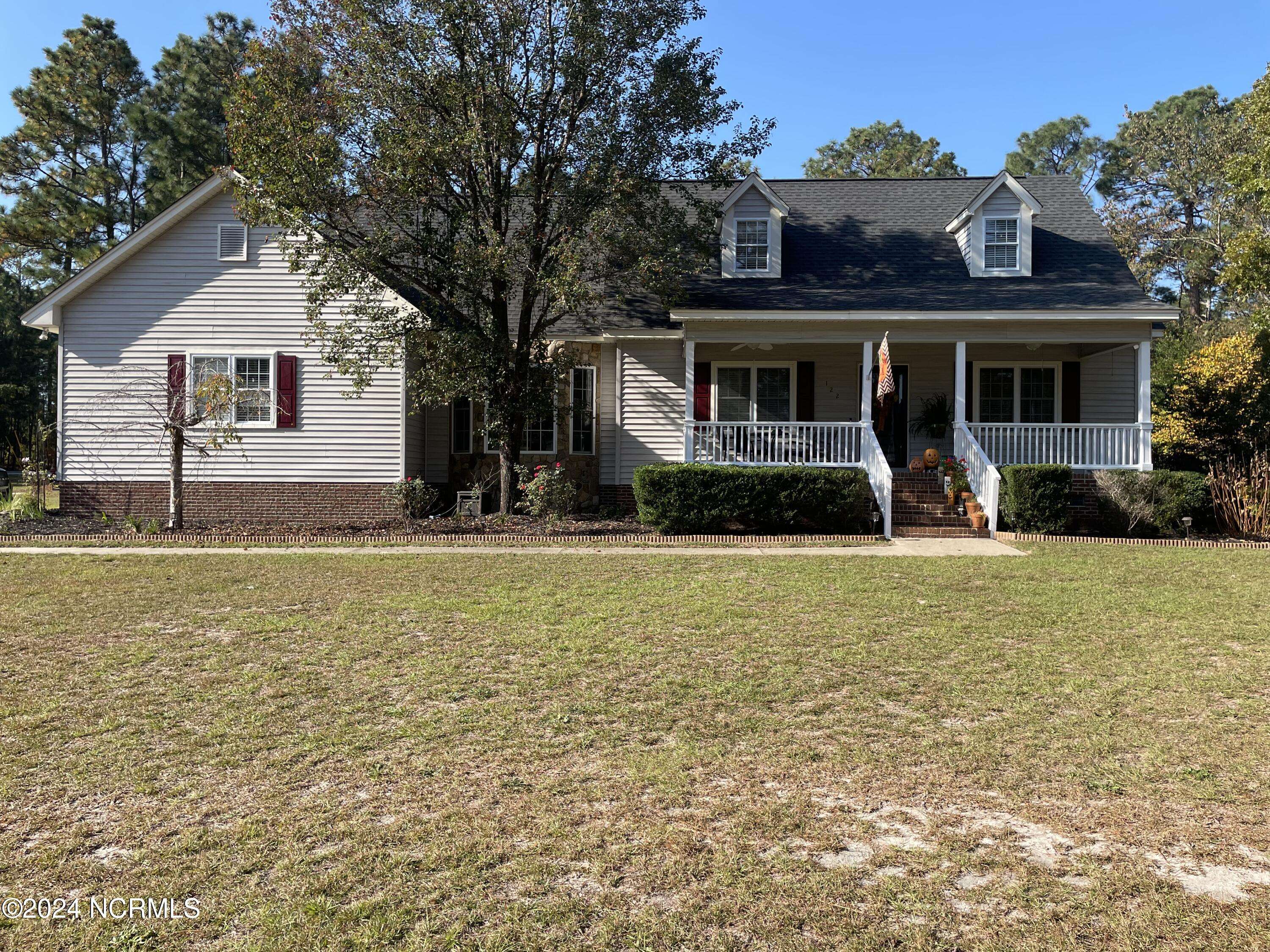 Rockingham, NC 28379,122 Fairway DR