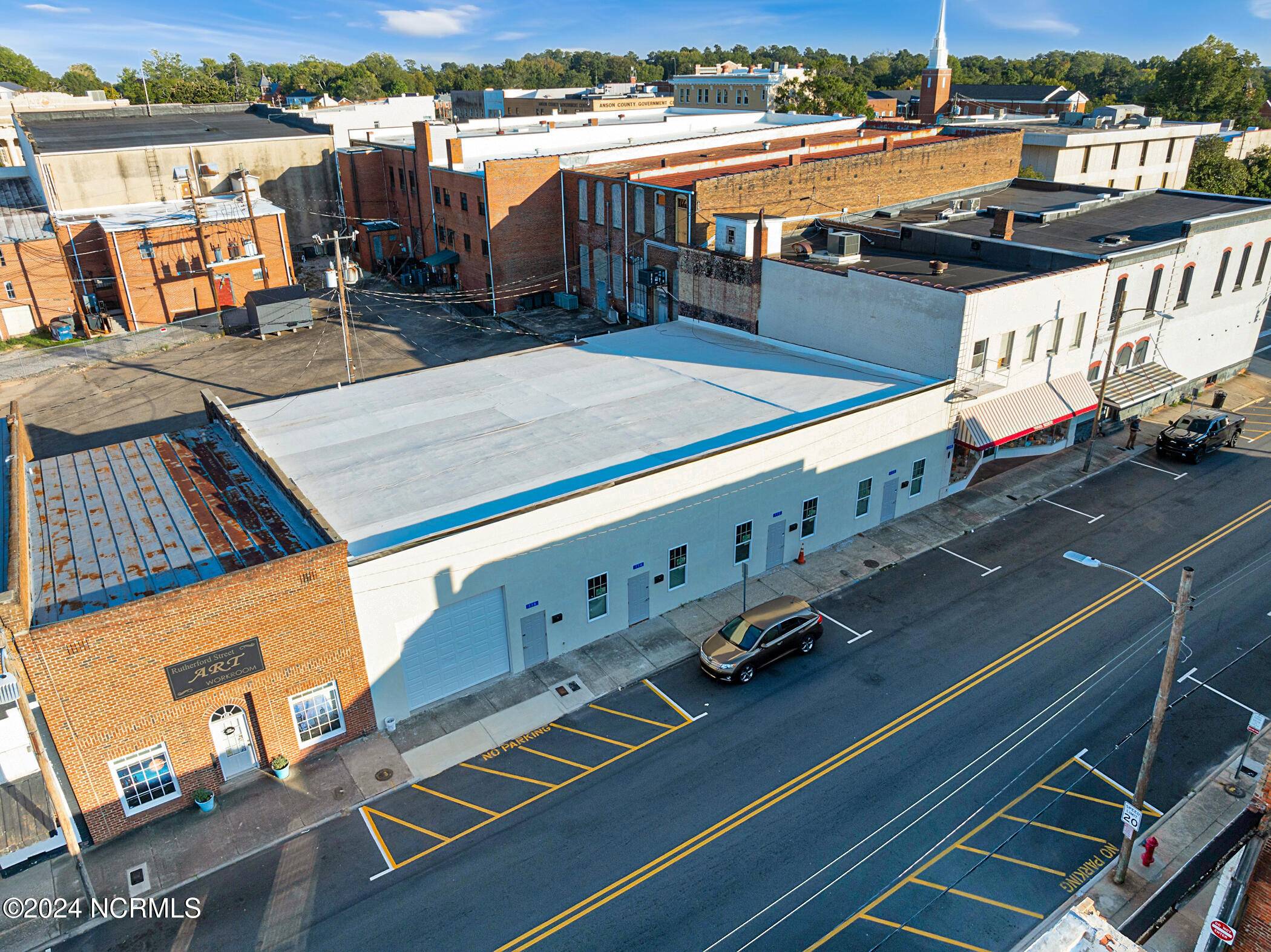 Wadesboro, NC 28170,114 N Rutherford ST