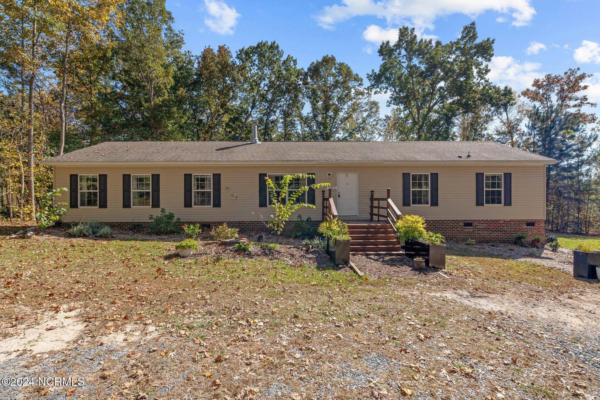 Robbins, NC 27325,295 Scotton RD