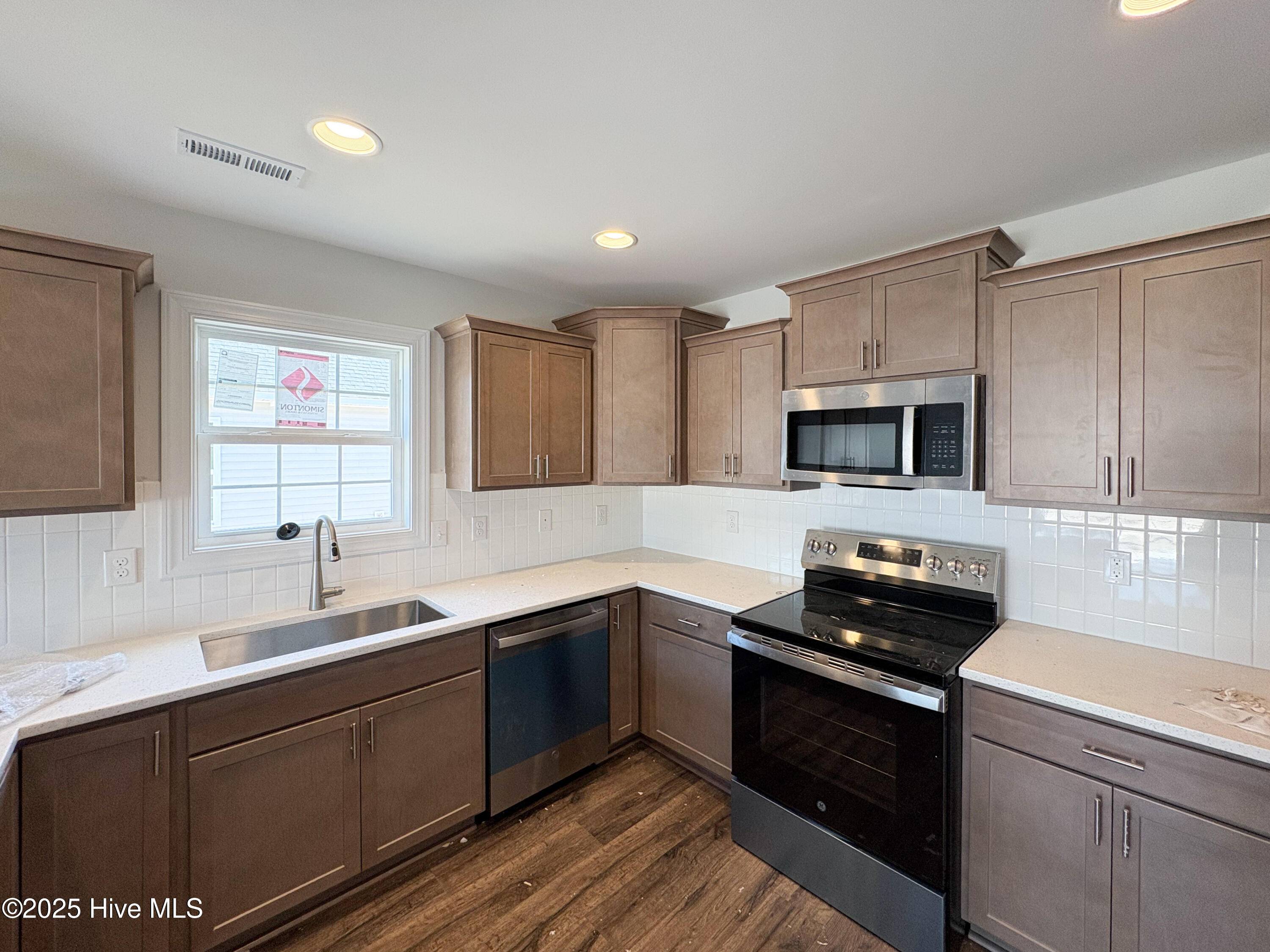Sneads Ferry, NC 28460,610 Carmel DR