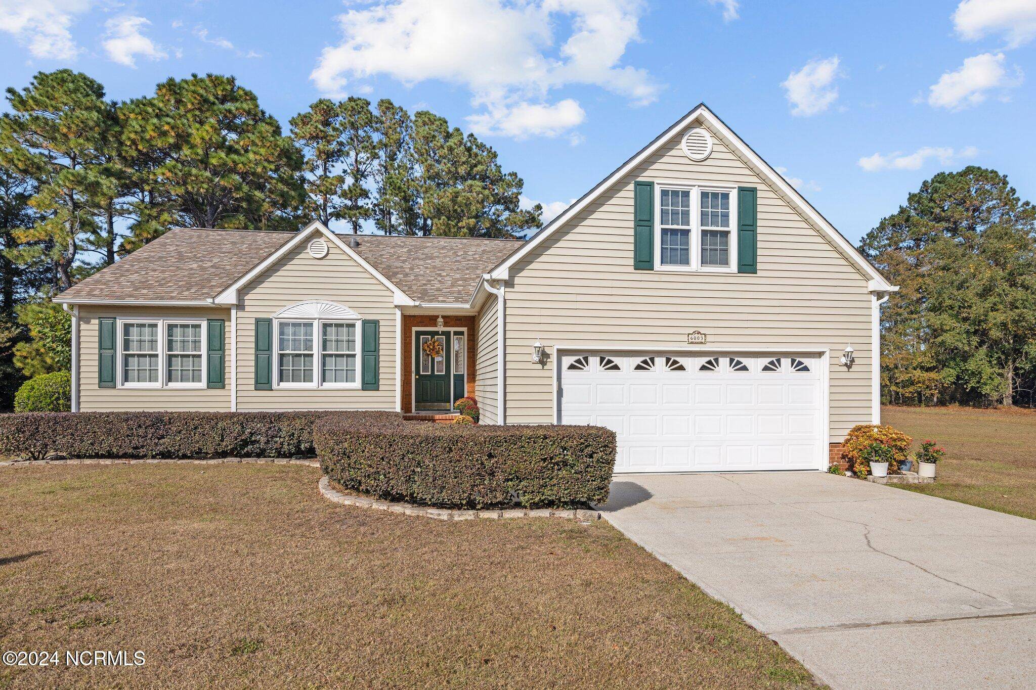 New Bern, NC 28560,6003 Pelican DR