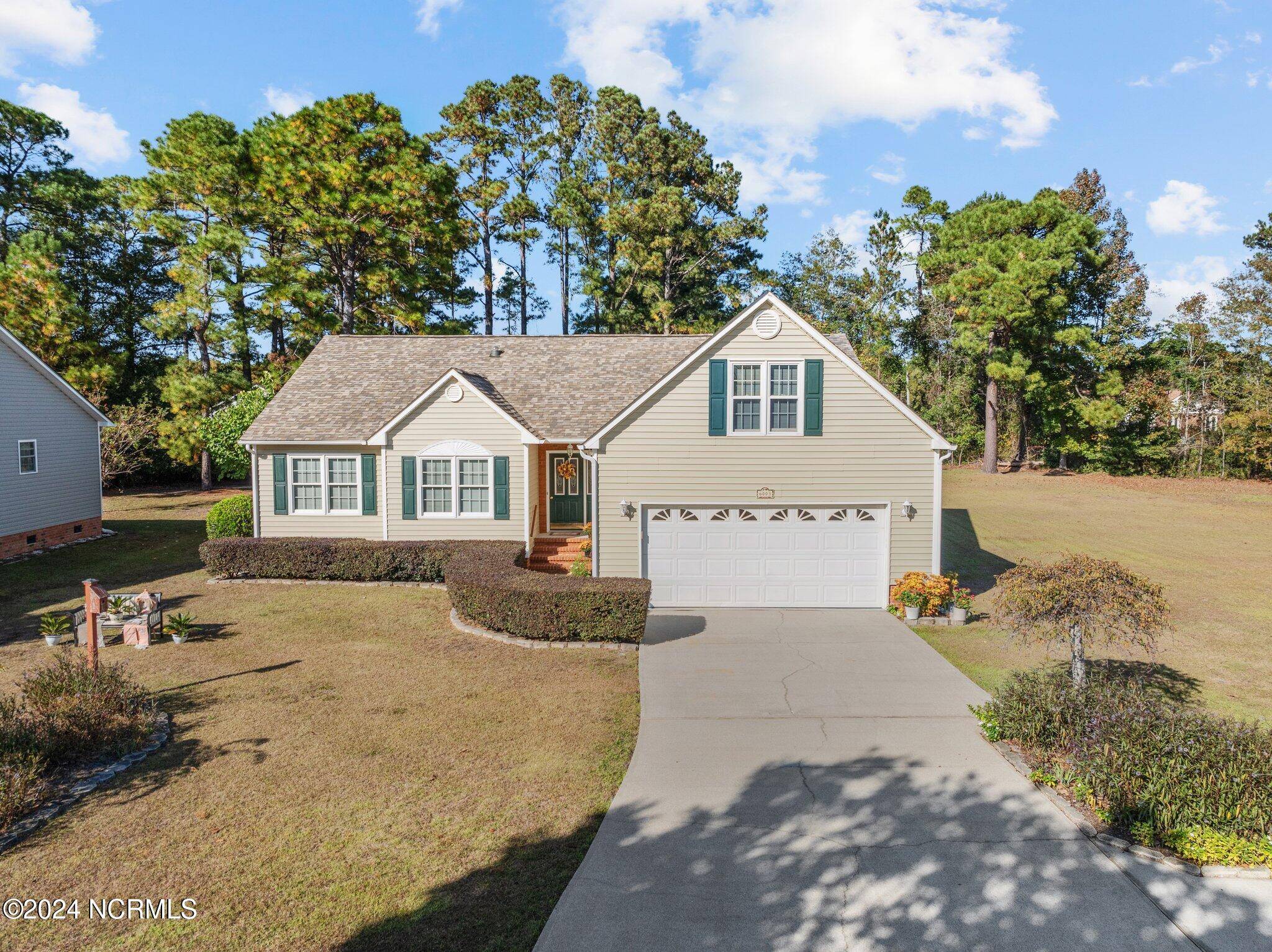 New Bern, NC 28560,6003 Pelican DR