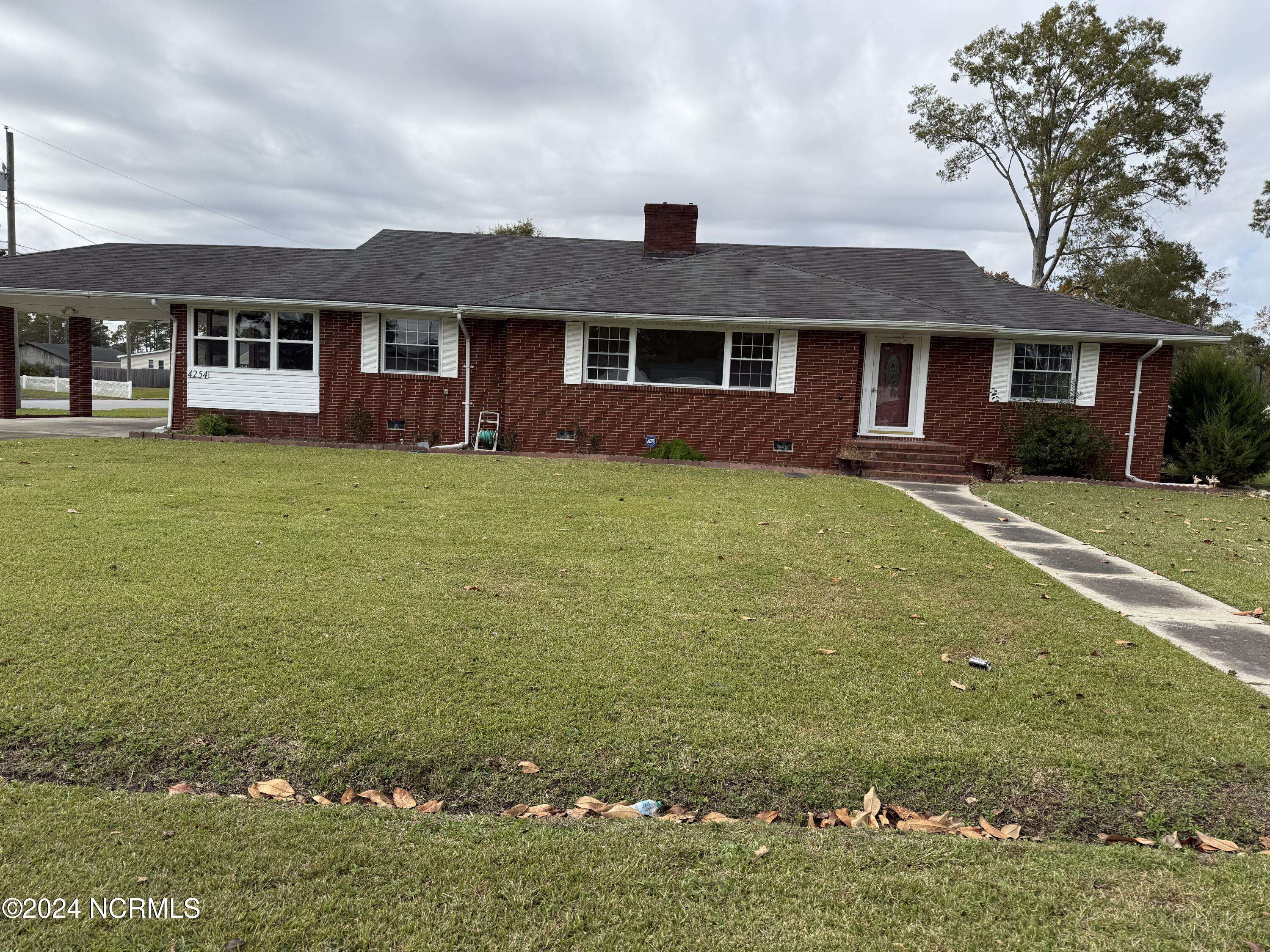 Ayden, NC 28513,4254 Washington ST