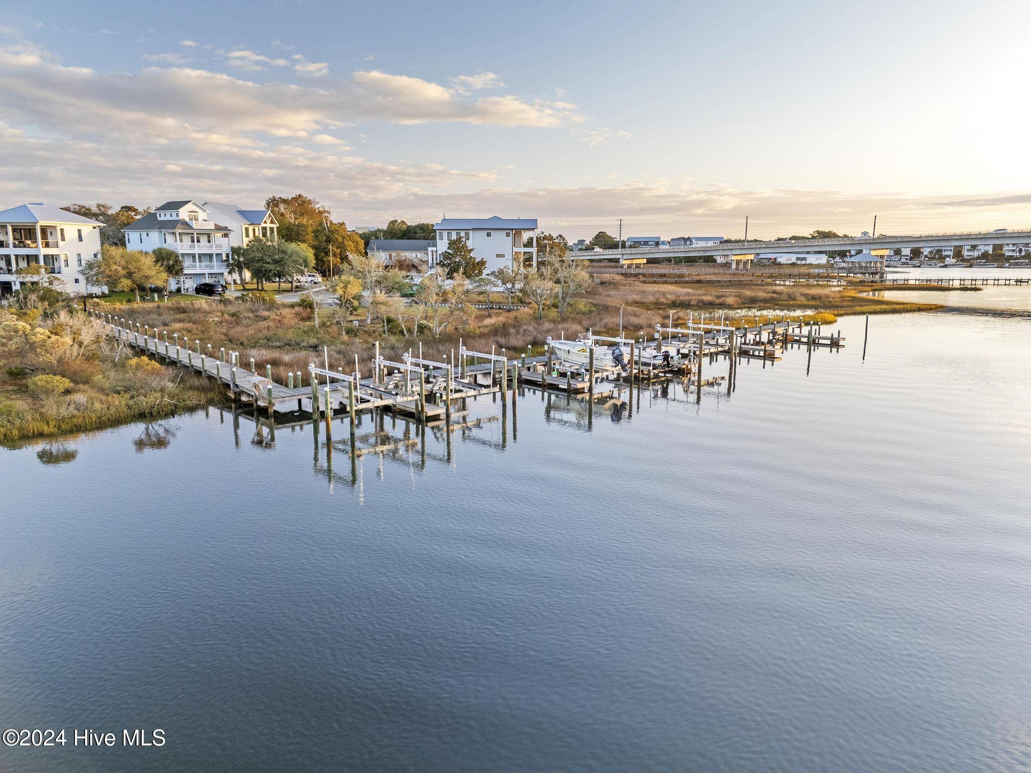 Surf City, NC 28445,1 Diamond Point CT