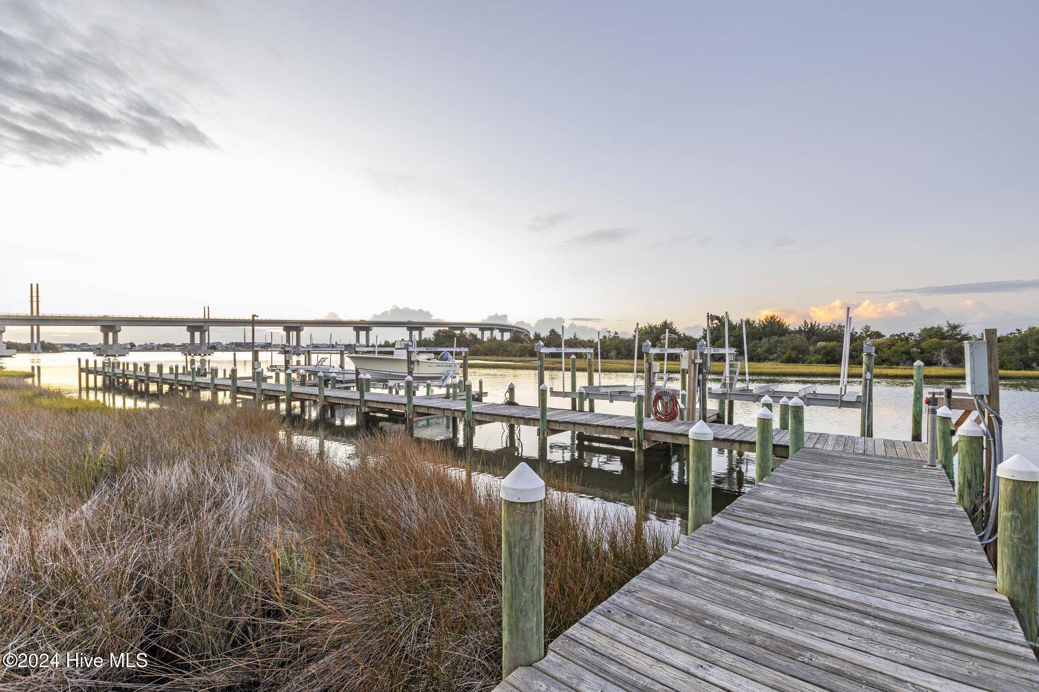 Surf City, NC 28445,1 Diamond Point CT