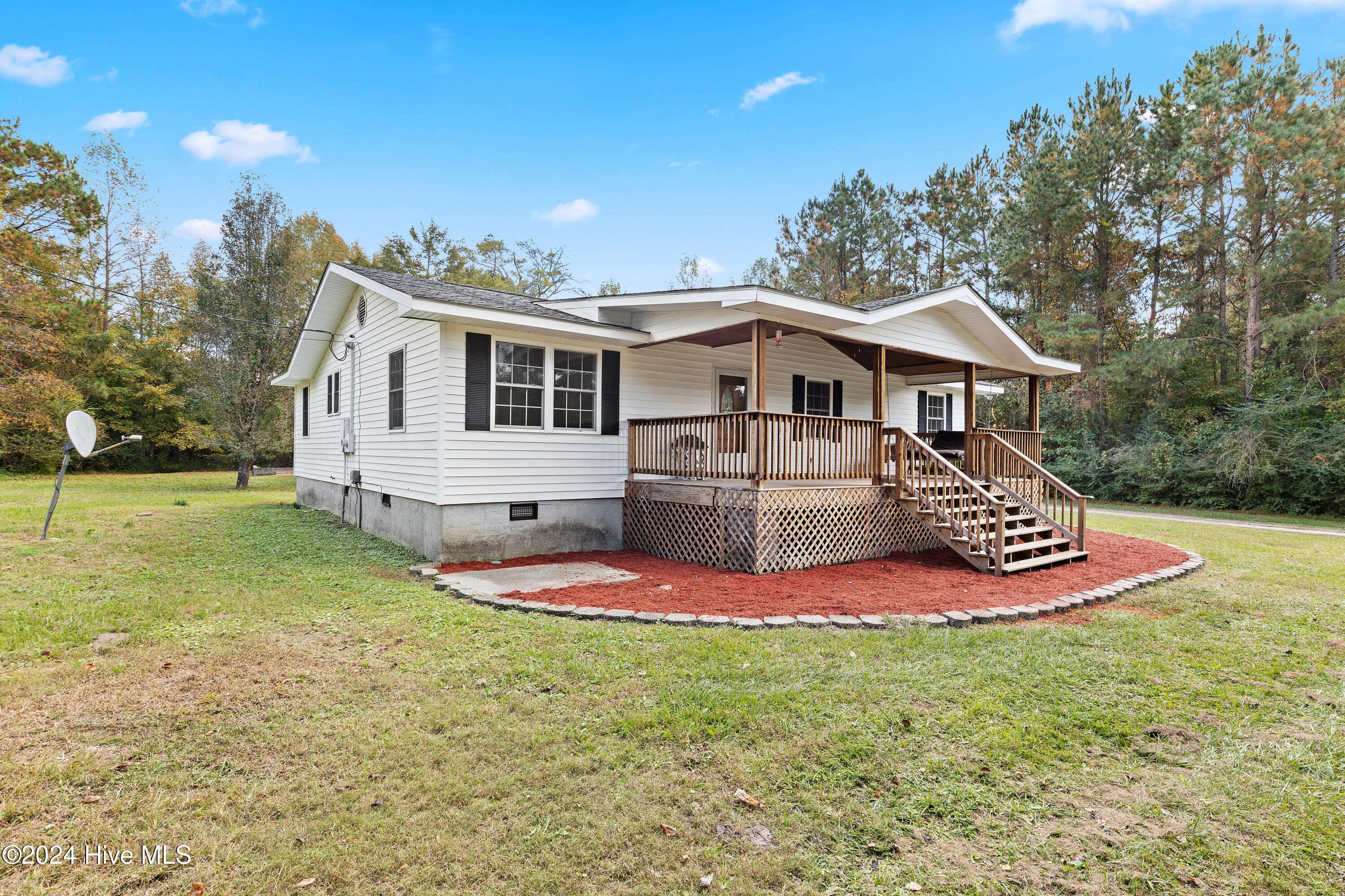 Richlands, NC 28574,178 Barbee RD