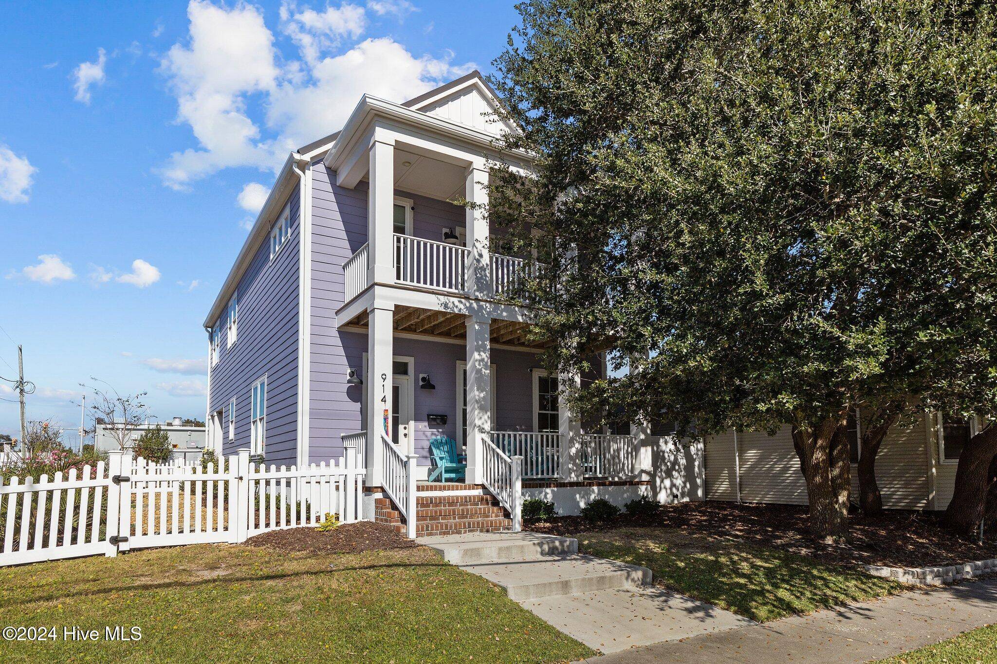 Morehead City, NC 28557,914 Evans ST