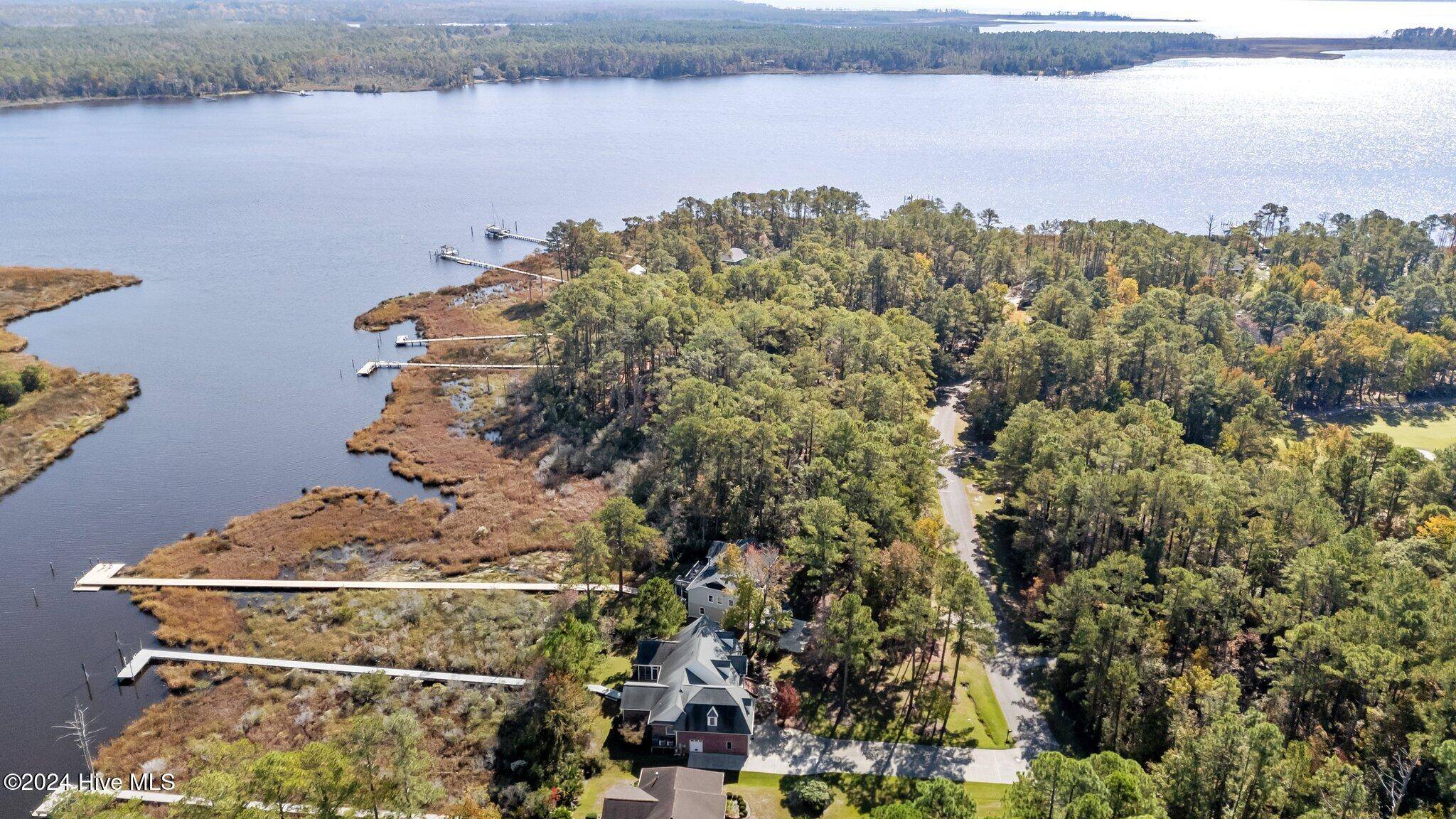 New Bern, NC 28560,1106 Harbour Pointe DR