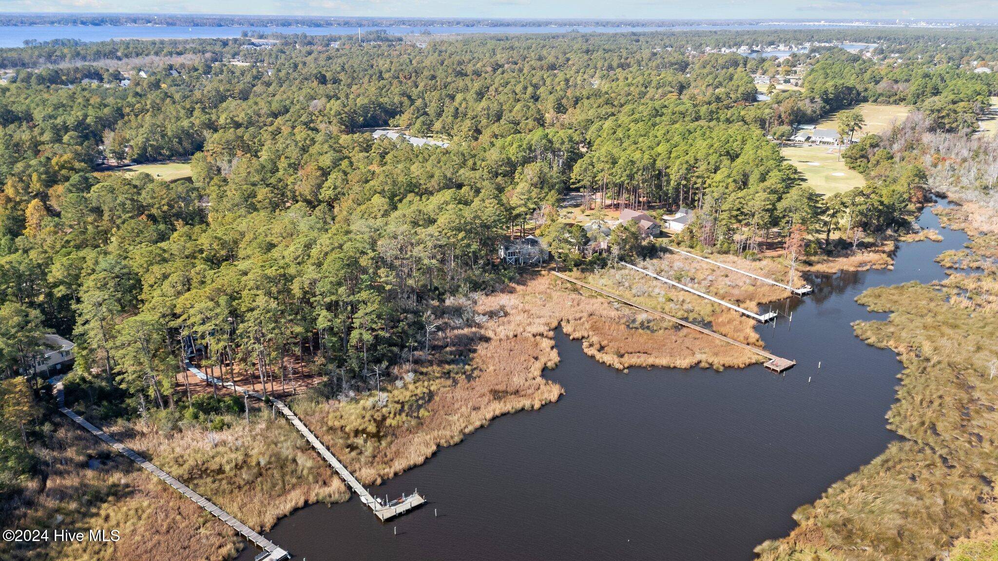 New Bern, NC 28560,1106 Harbour Pointe DR