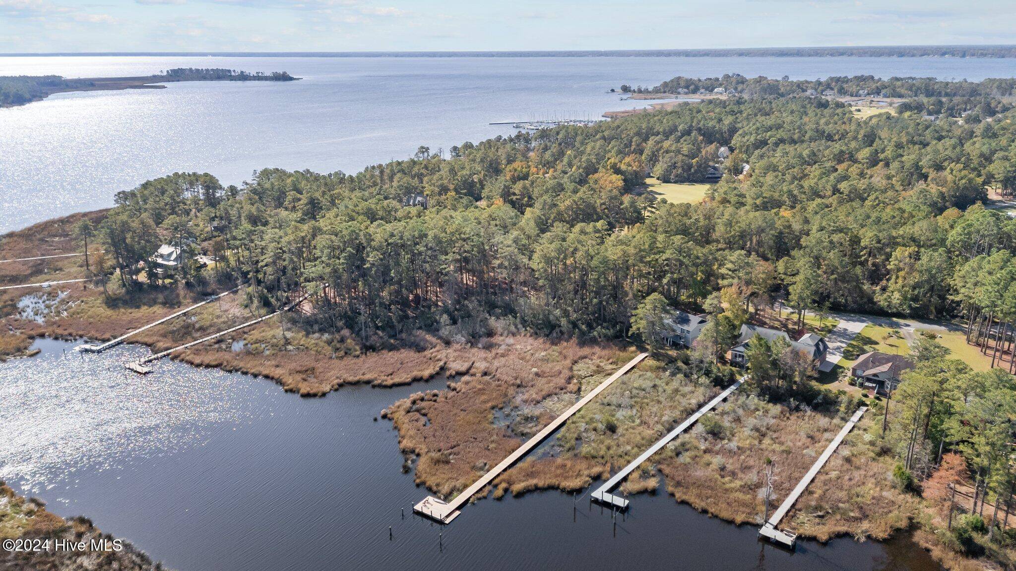 New Bern, NC 28560,1106 Harbour Pointe DR