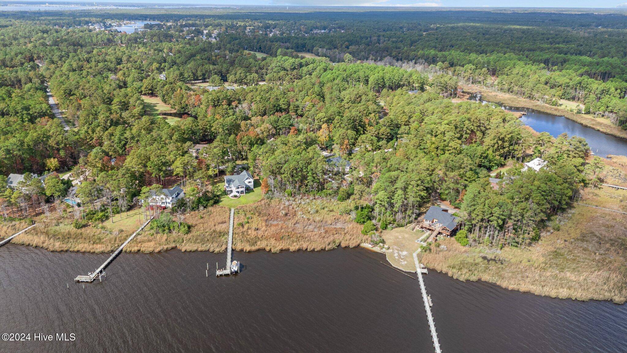 New Bern, NC 28560,1020 Harbour Pointe DR