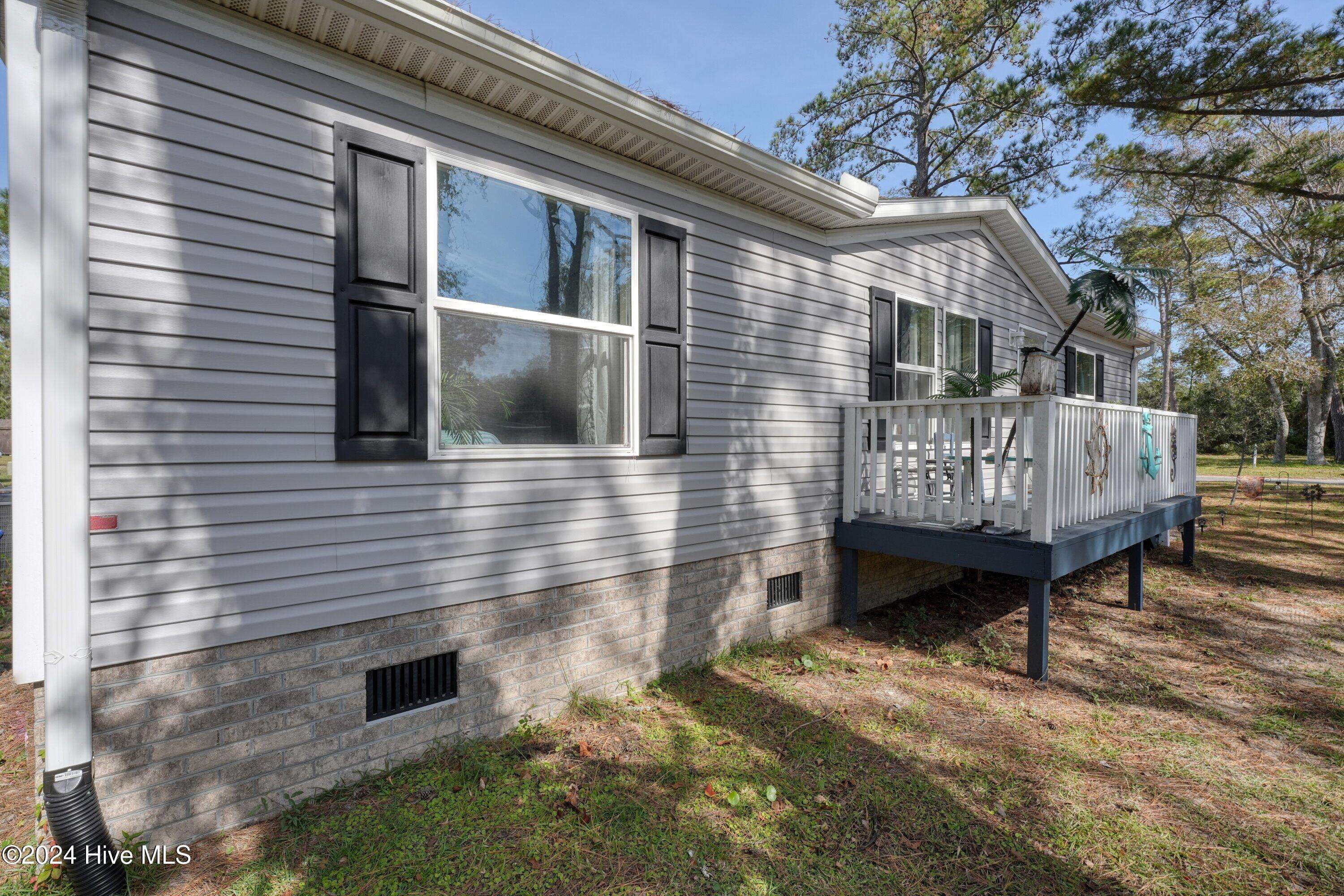 Oak Island, NC 28465,115 NE 75th ST