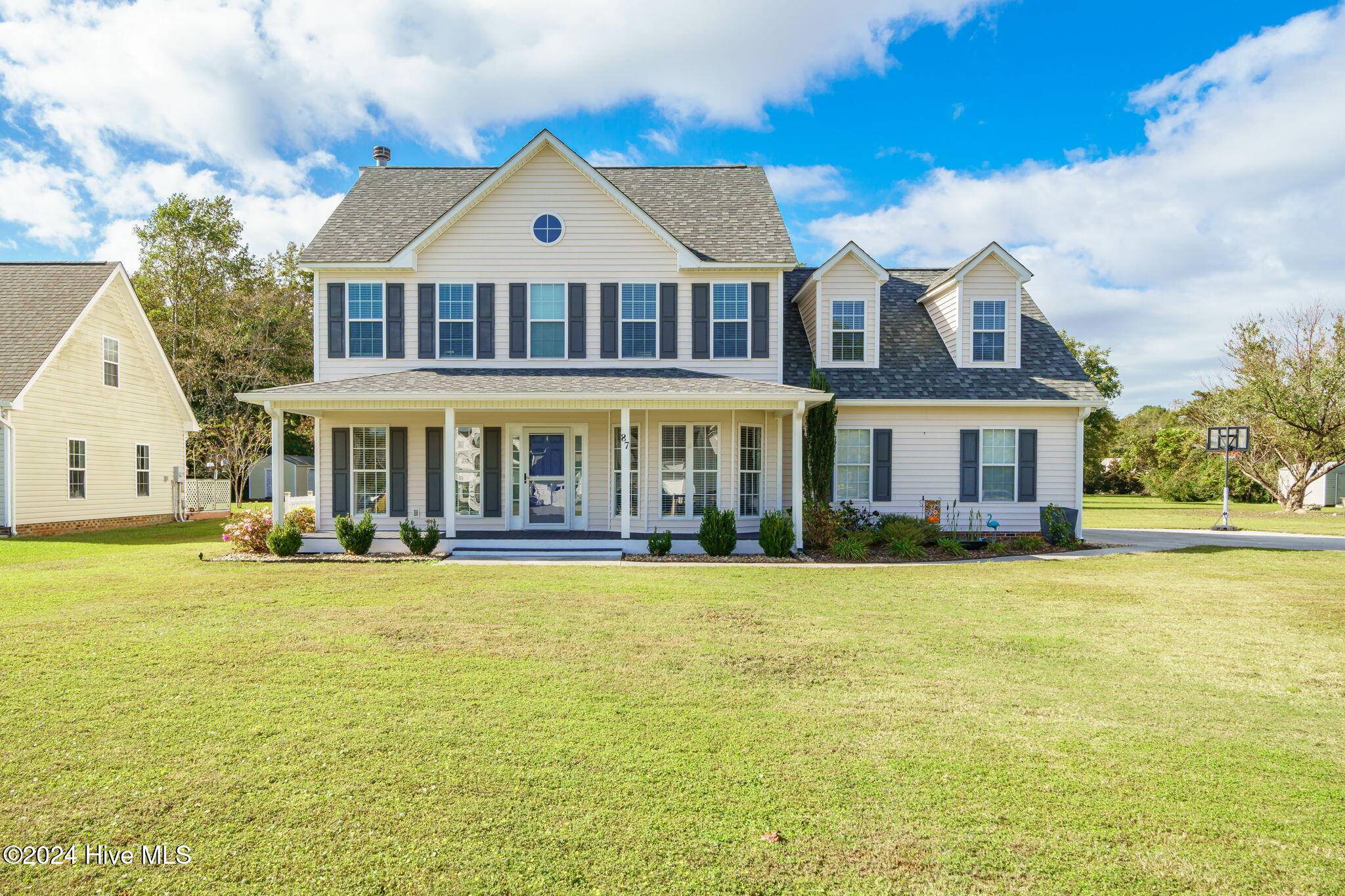 Swansboro, NC 28584,87 Pickett WAY