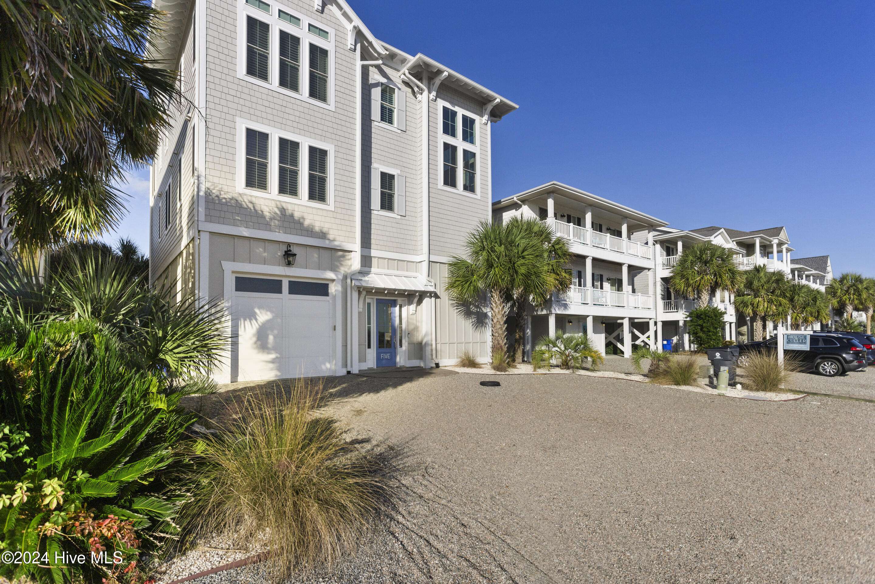 Ocean Isle Beach, NC 28469,5 Lee ST