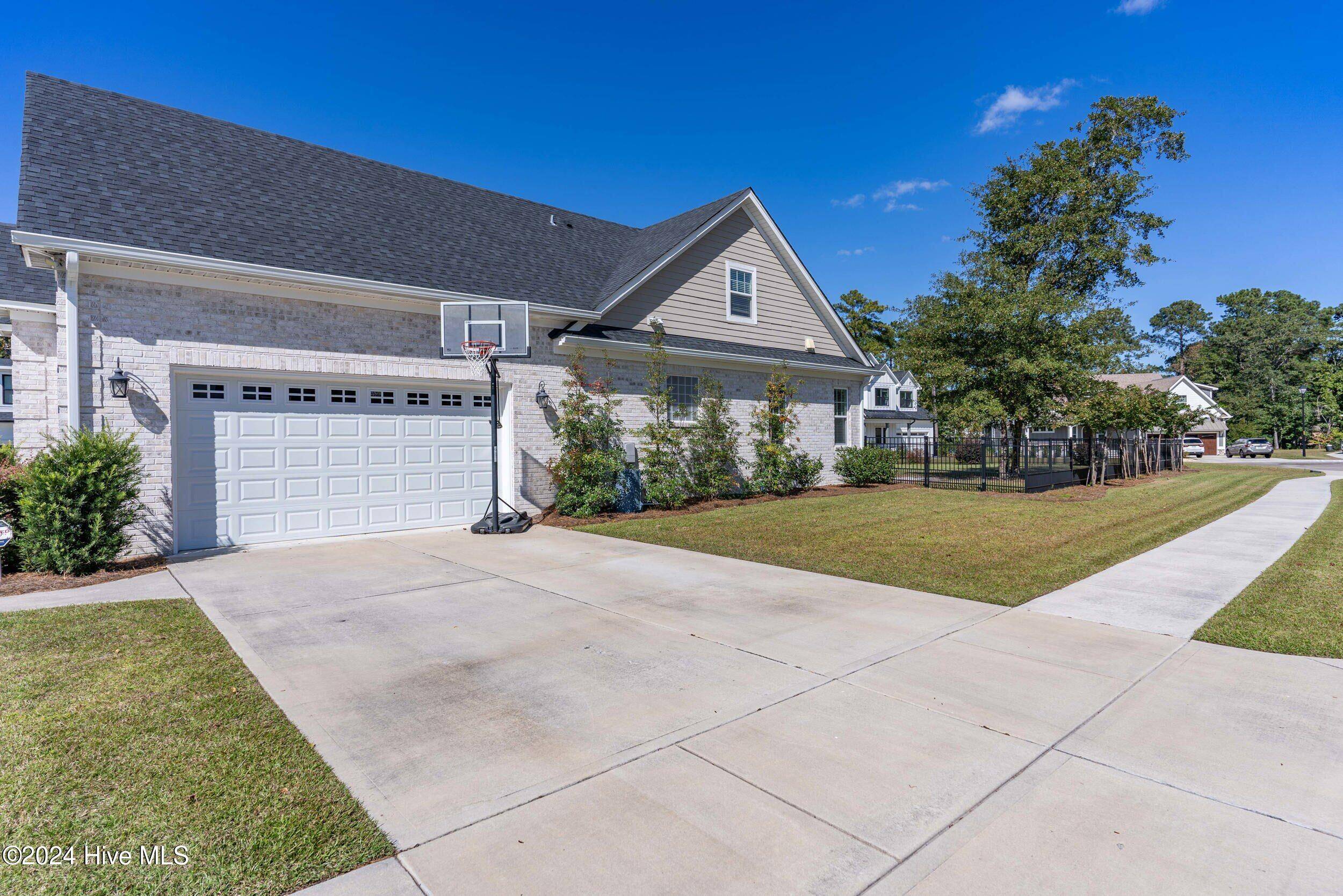 Hampstead, NC 28443,501 Crown Pointe DR