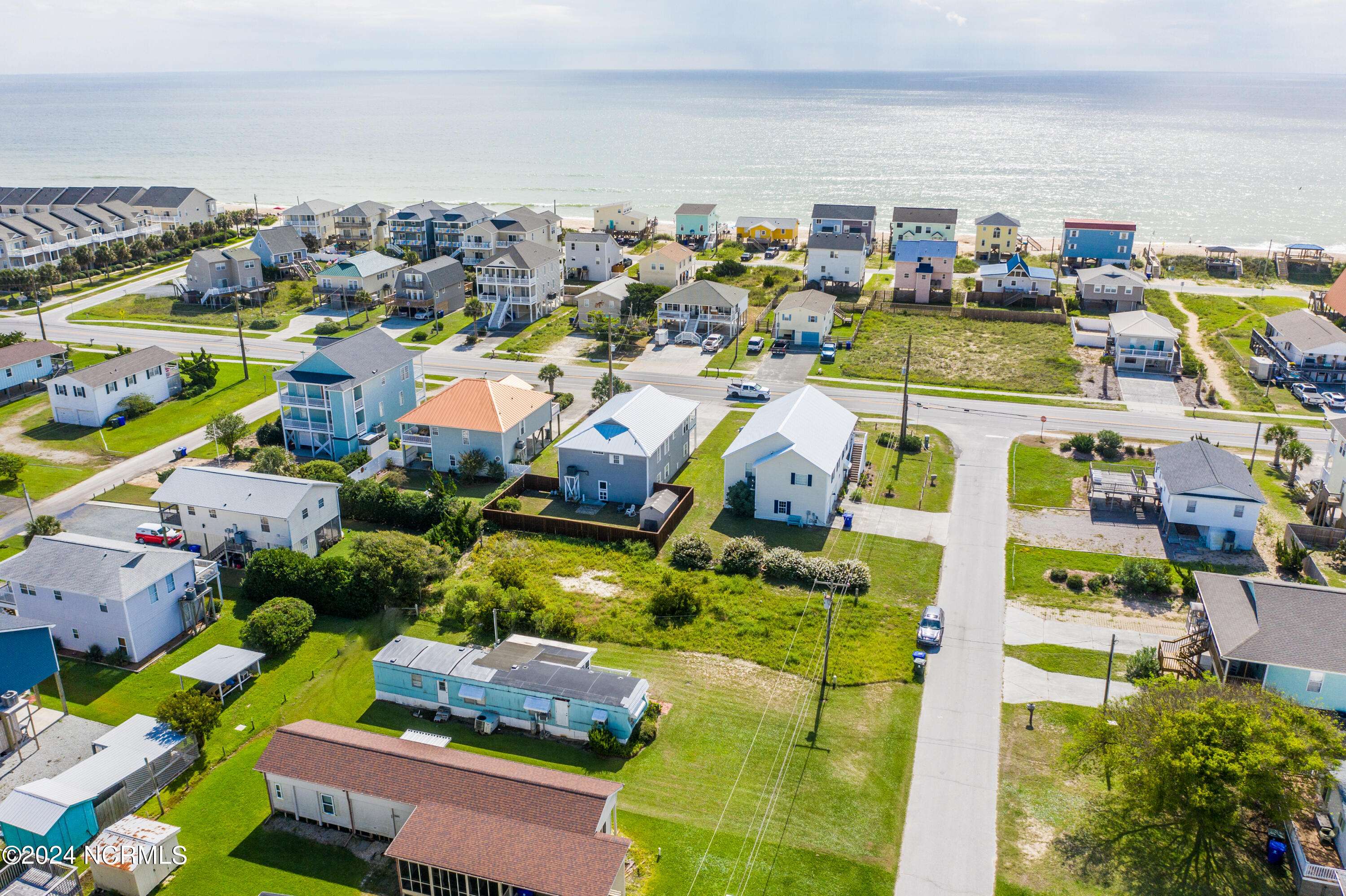 Surf City, NC 28445,7008 7th ST