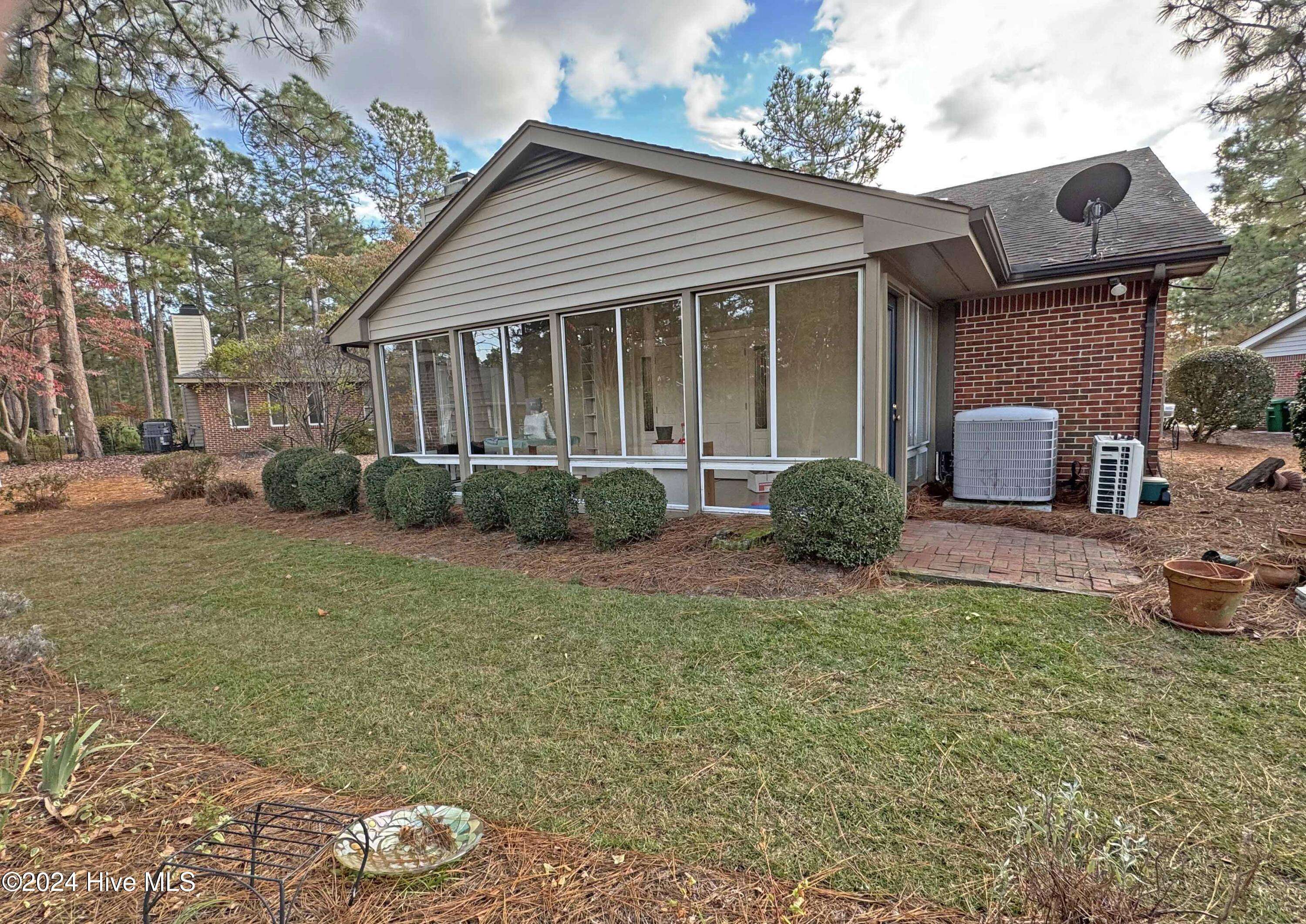 Pinehurst, NC 28374,25 Gull LN