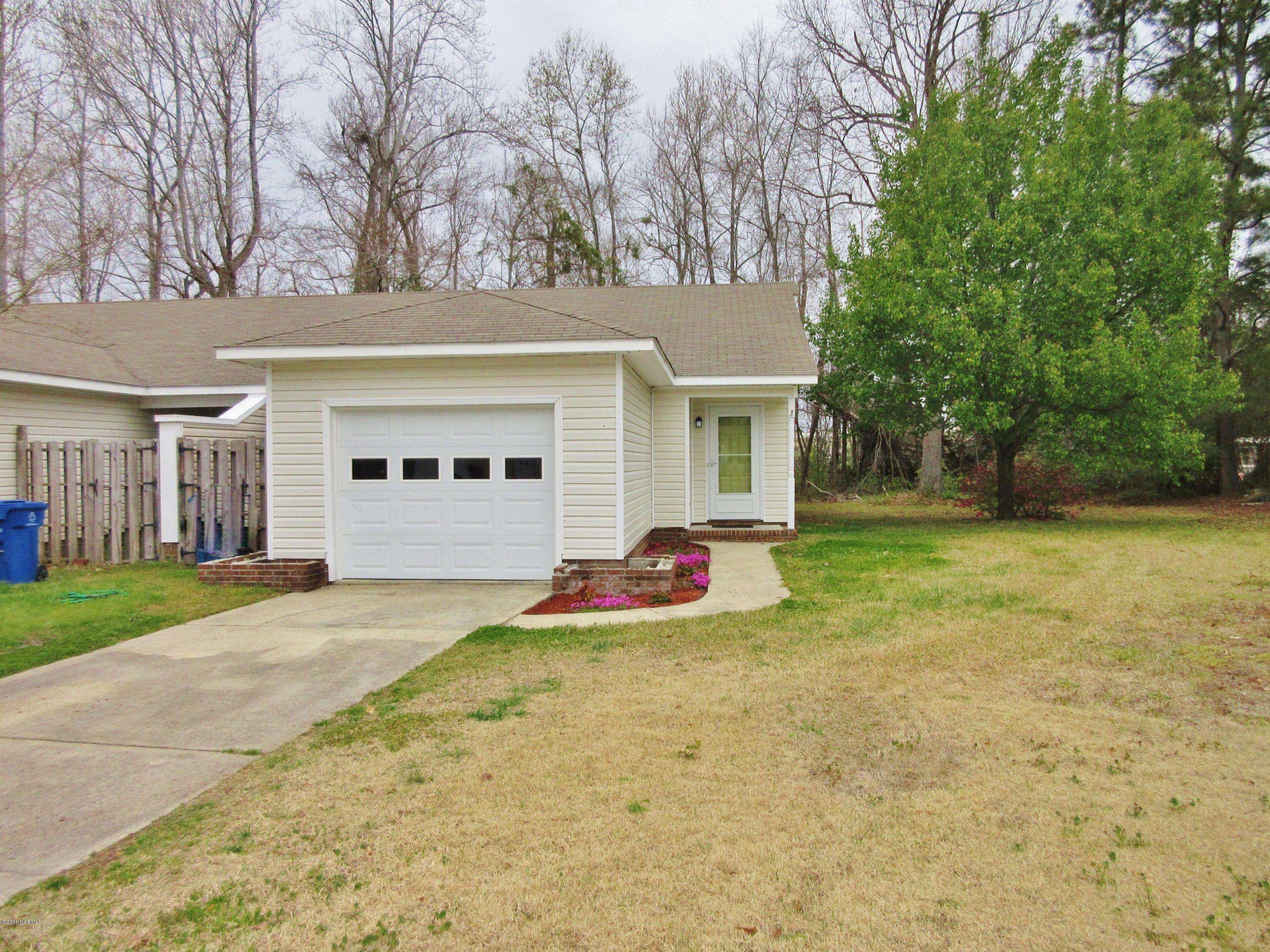 Jacksonville, NC 28540,128 Highland CT