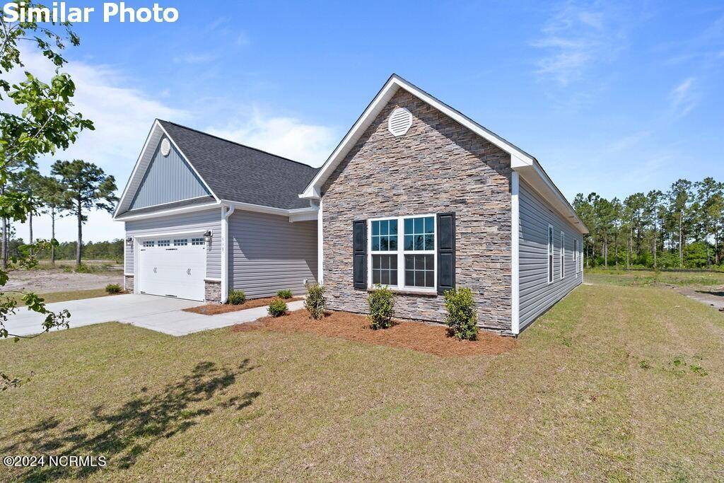 Sneads Ferry, NC 28460,493 Pebble Shore DR