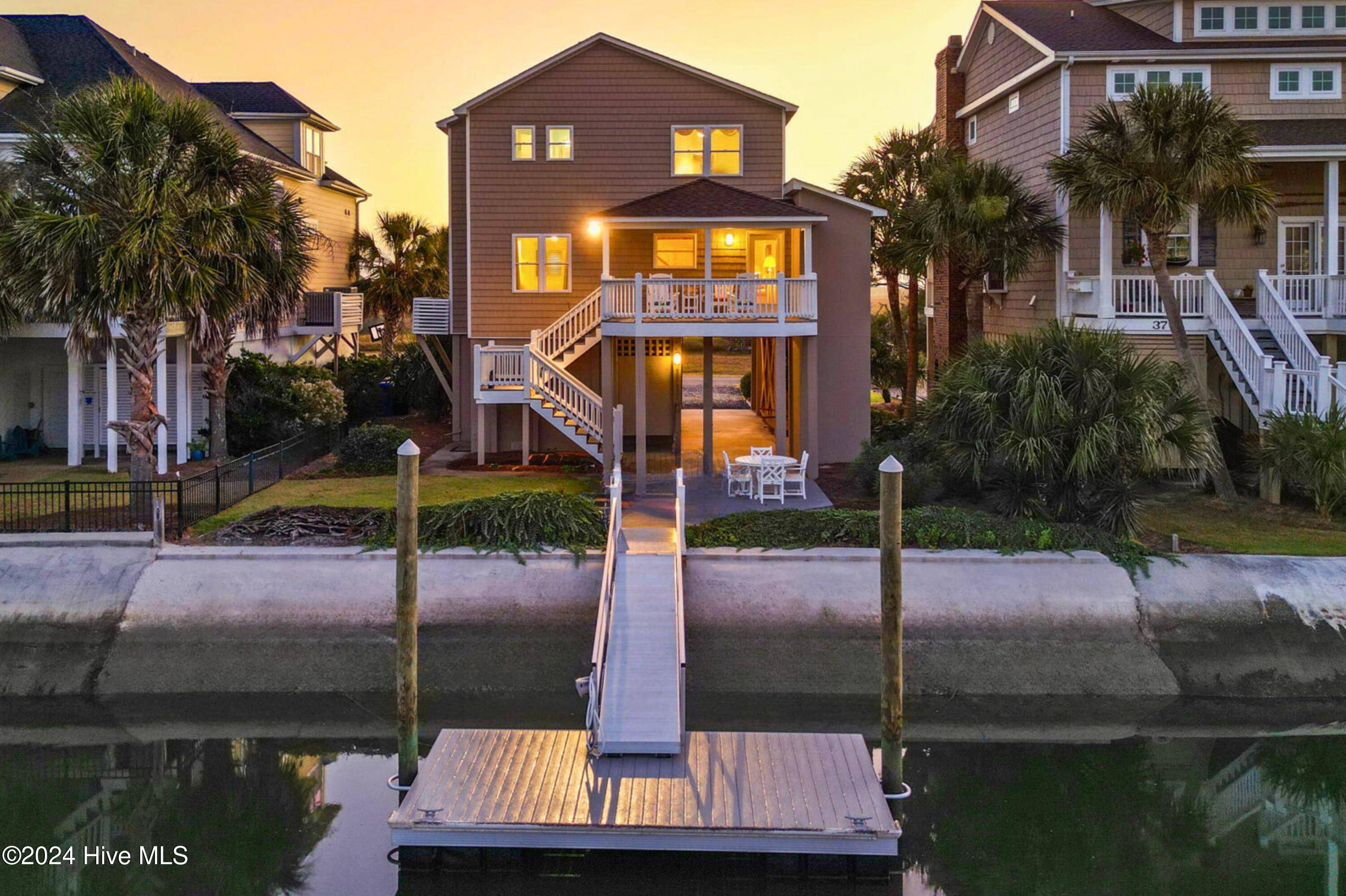 Ocean Isle Beach, NC 28469,39 Lee ST