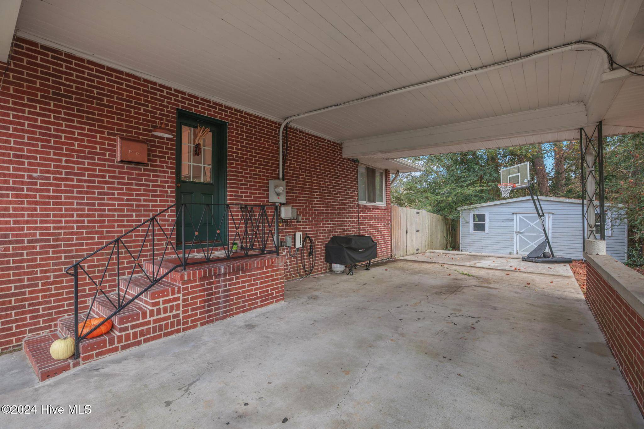 Jacksonville, NC 28540,102 Jean CIR