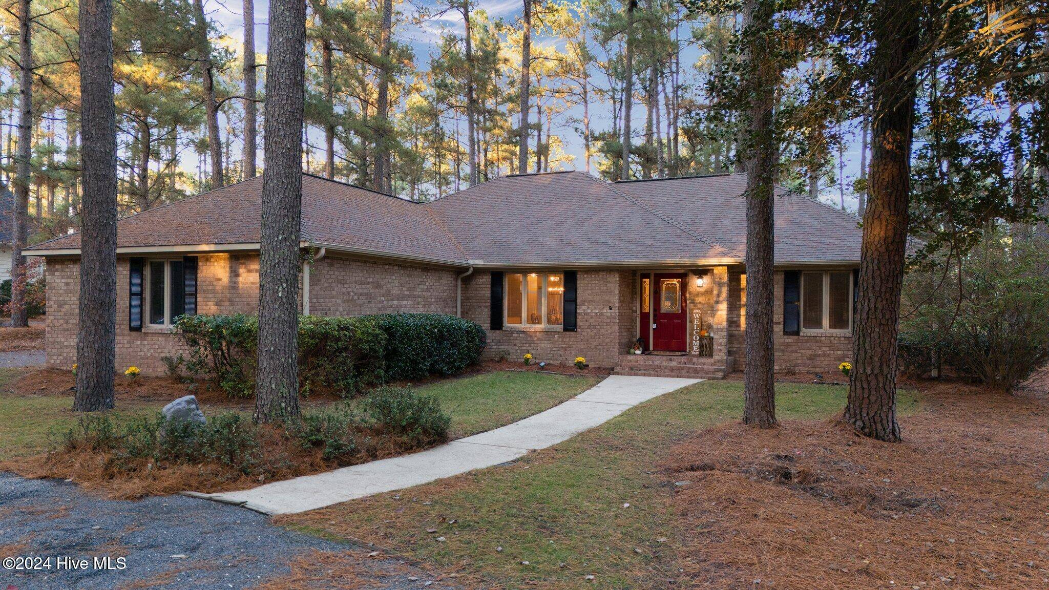 Pinehurst, NC 28374,34 Devon DR