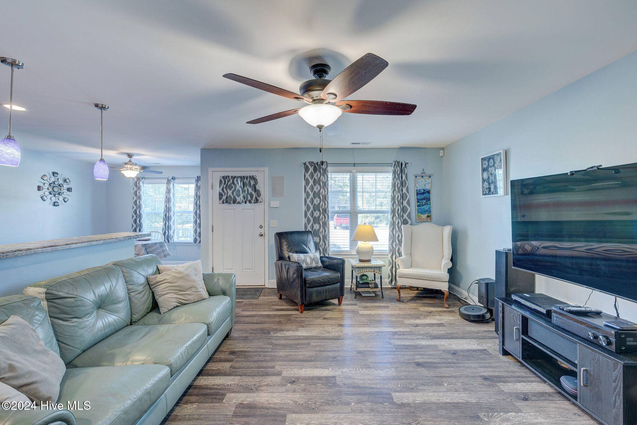 Oak Island, NC 28465,168 NW 2nd ST