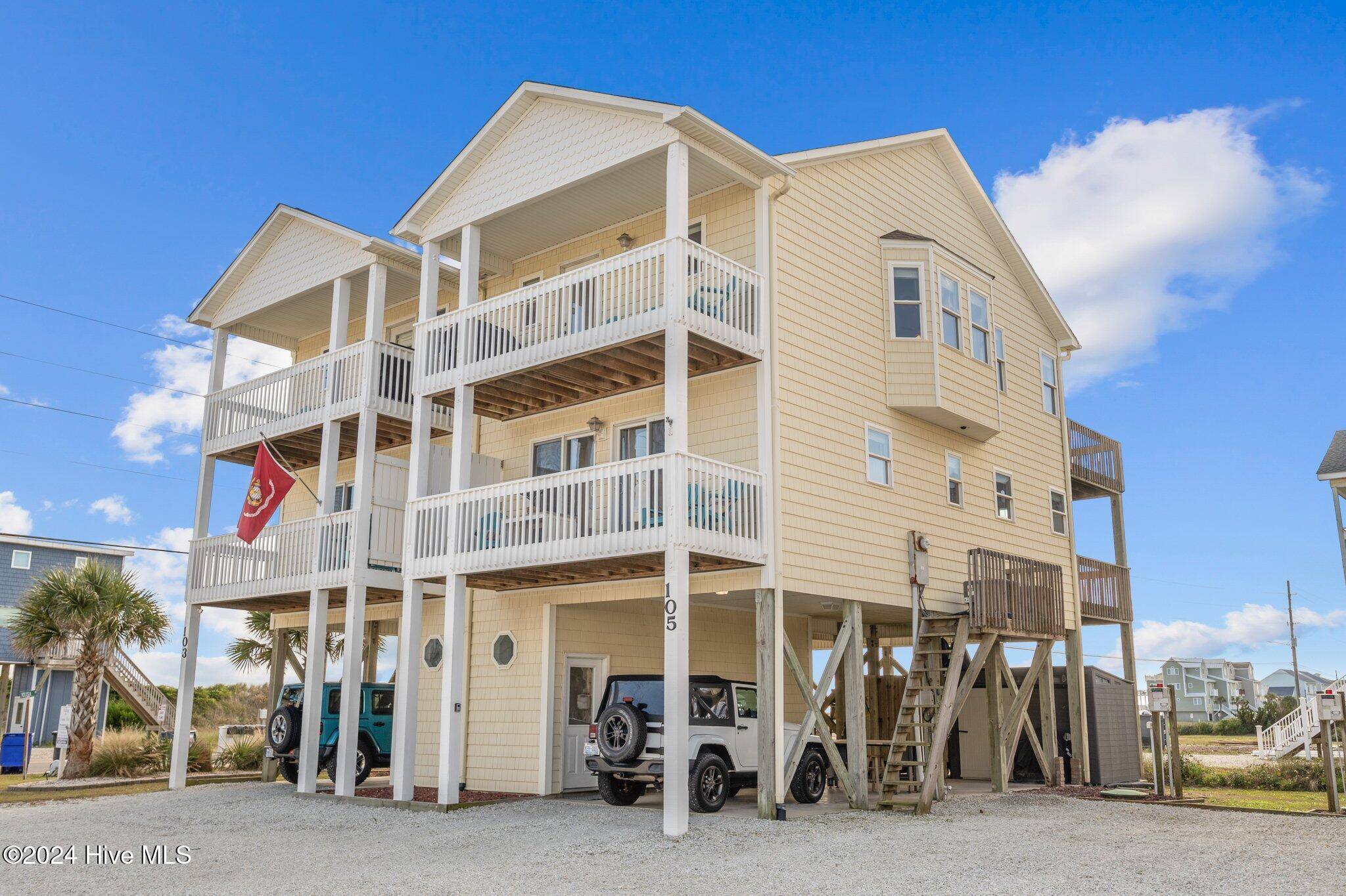 North Topsail Beach, NC 28460,105 Volusia DR