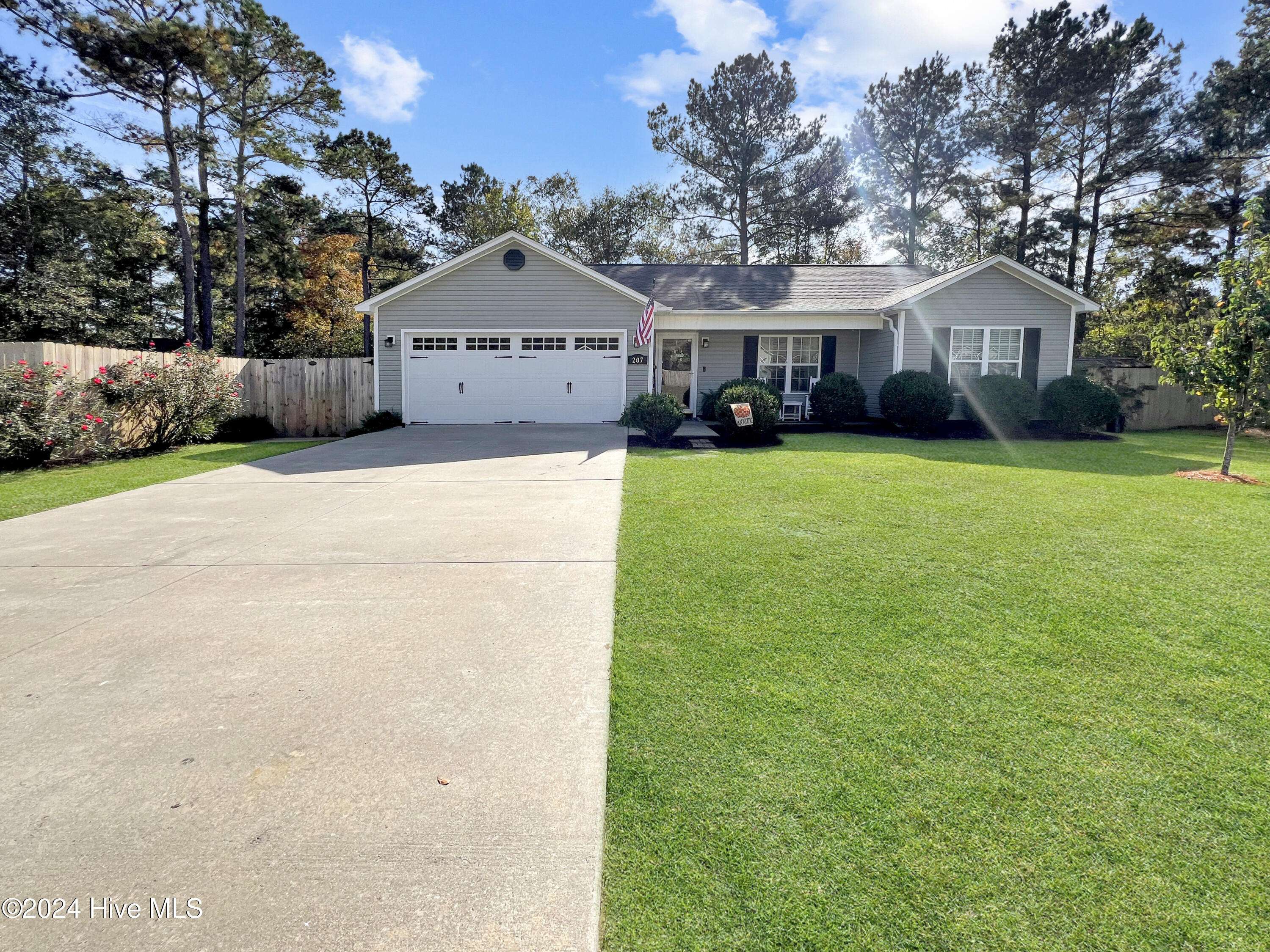 Richlands, NC 28574,207 Sweet Gum LN