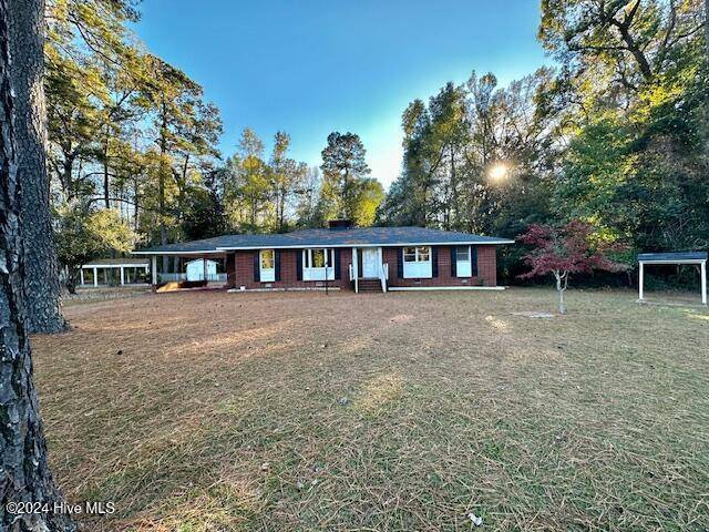 Whiteville, NC 28472,701 Bob White LN