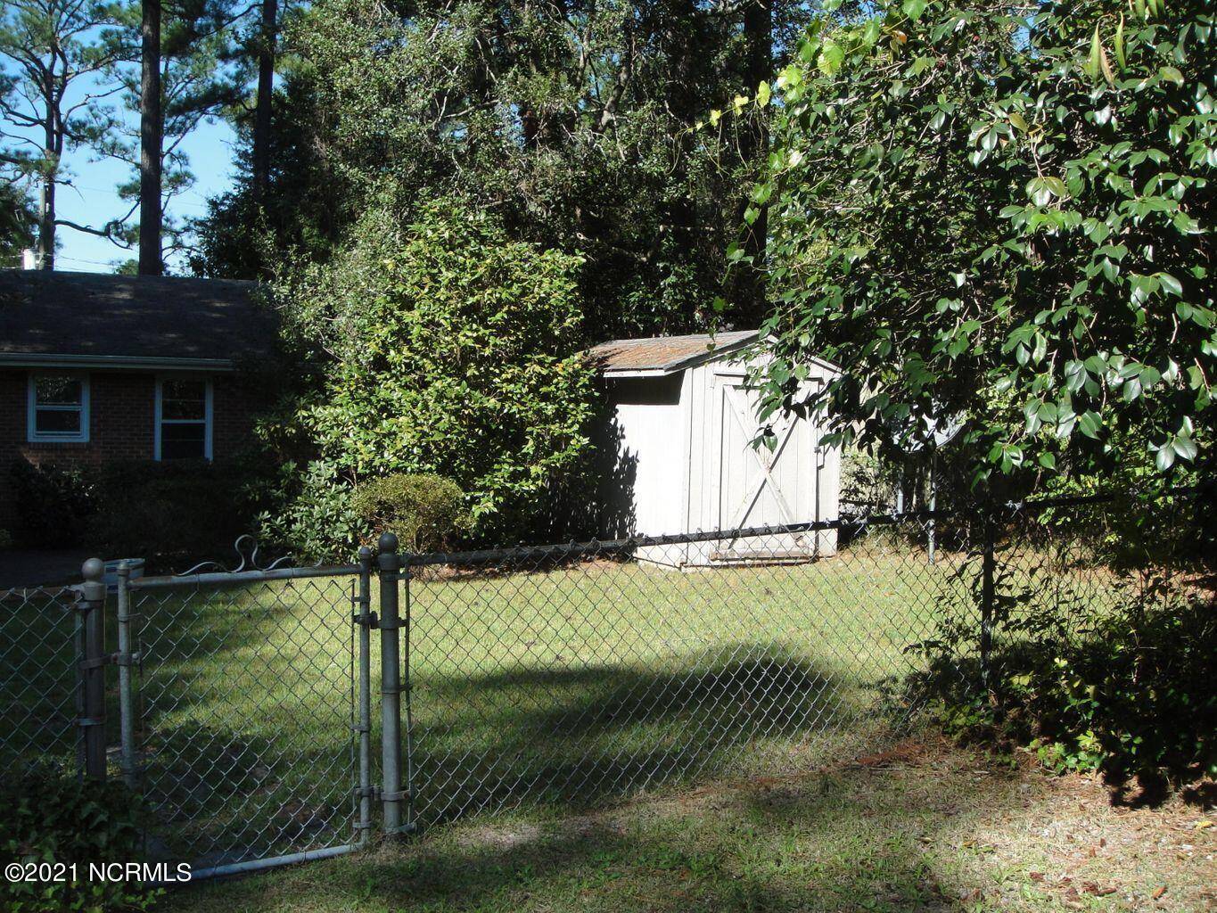 Southern Pines, NC 28387,525 S May ST