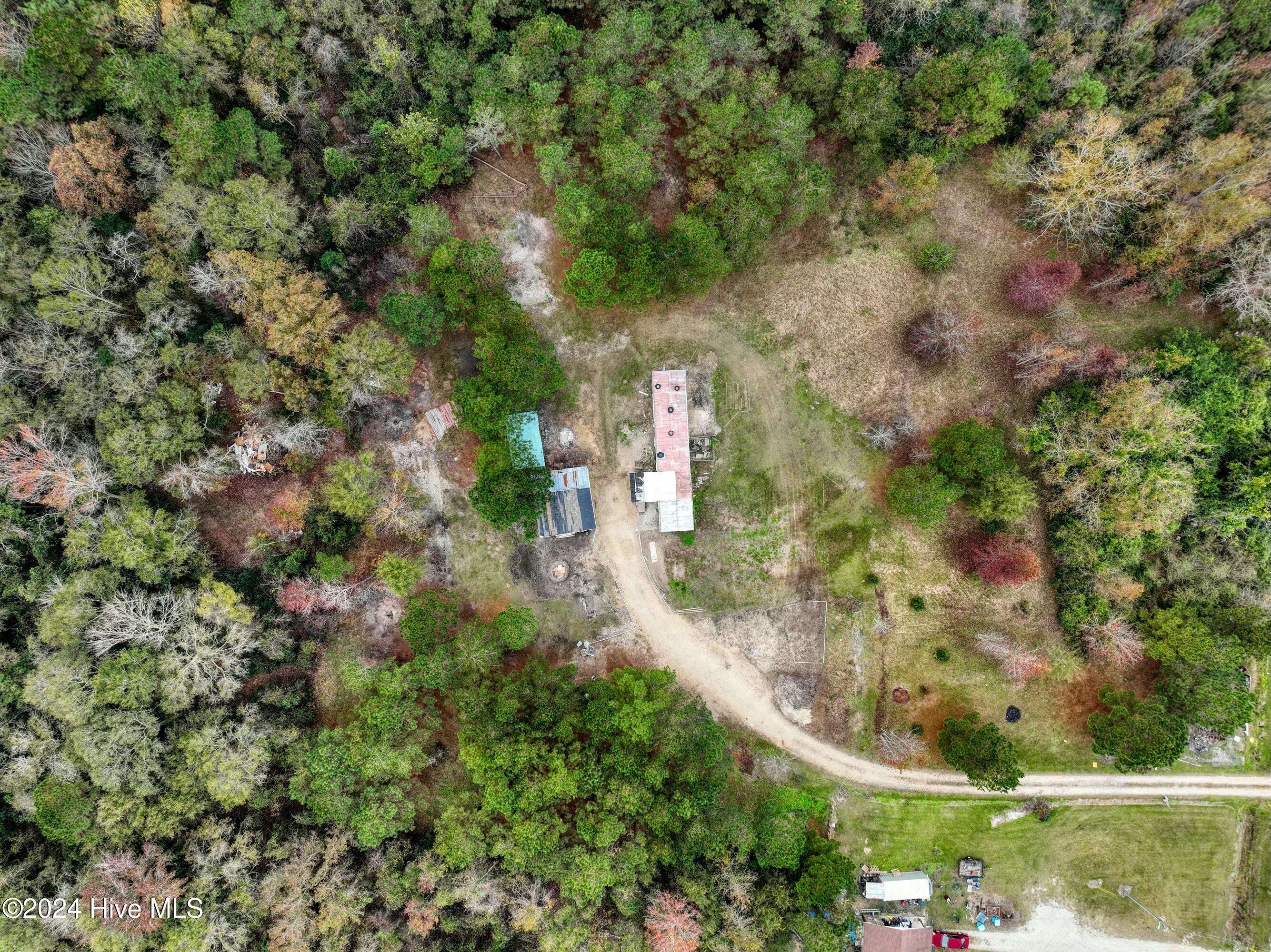 Beulaville, NC 28518,1337 Beulaville HWY