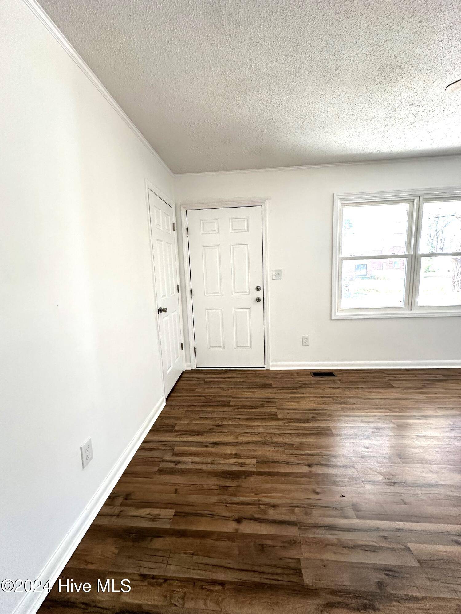 Hubert, NC 28539,116 Kellumtown RD