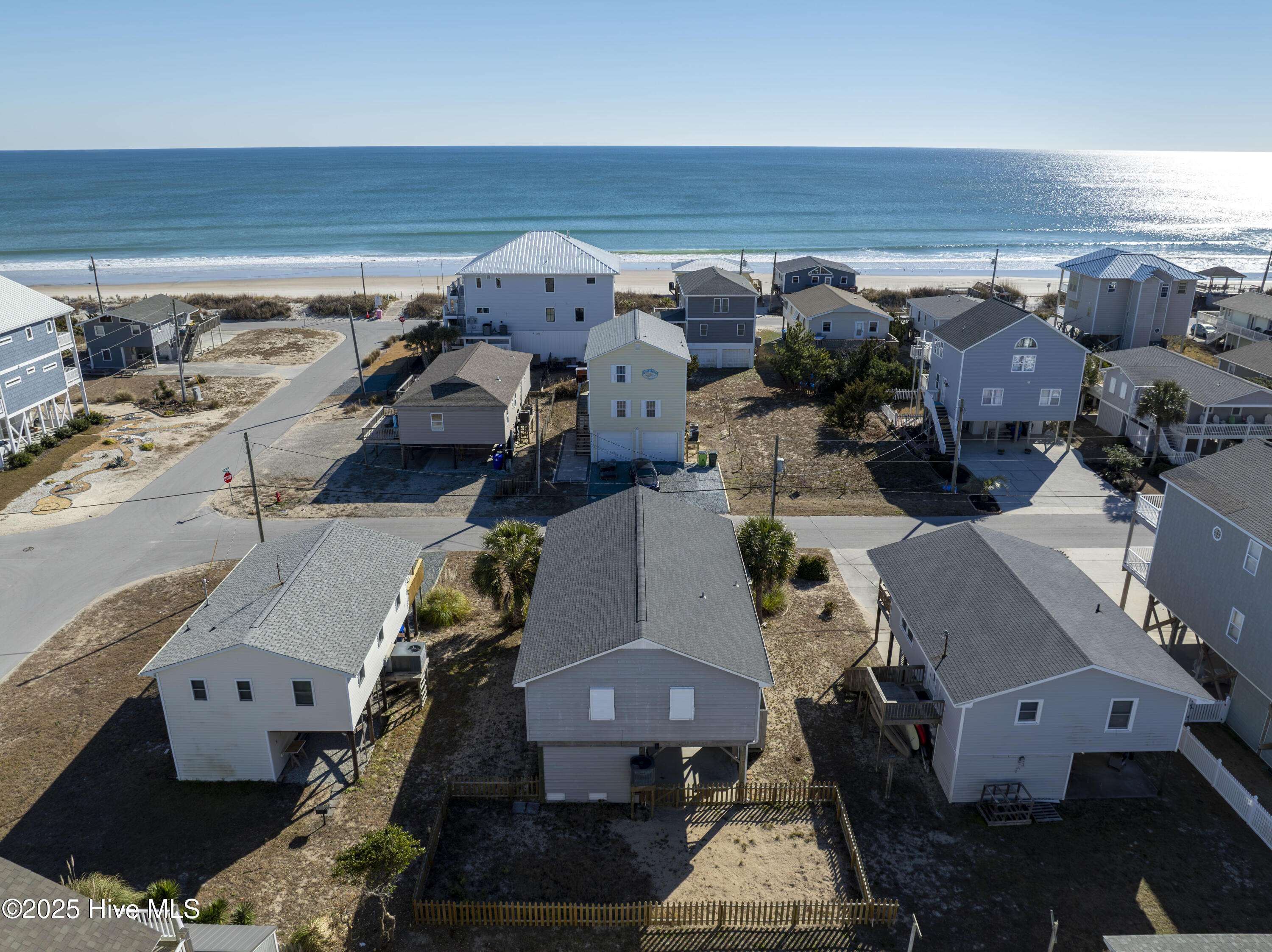 Surf City, NC 28445,1423 N Topsail DR