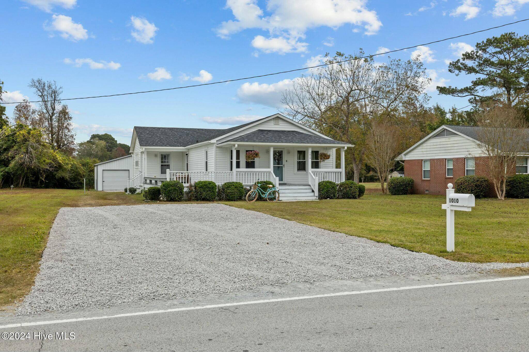 Newport, NC 28570,1010 Orange ST