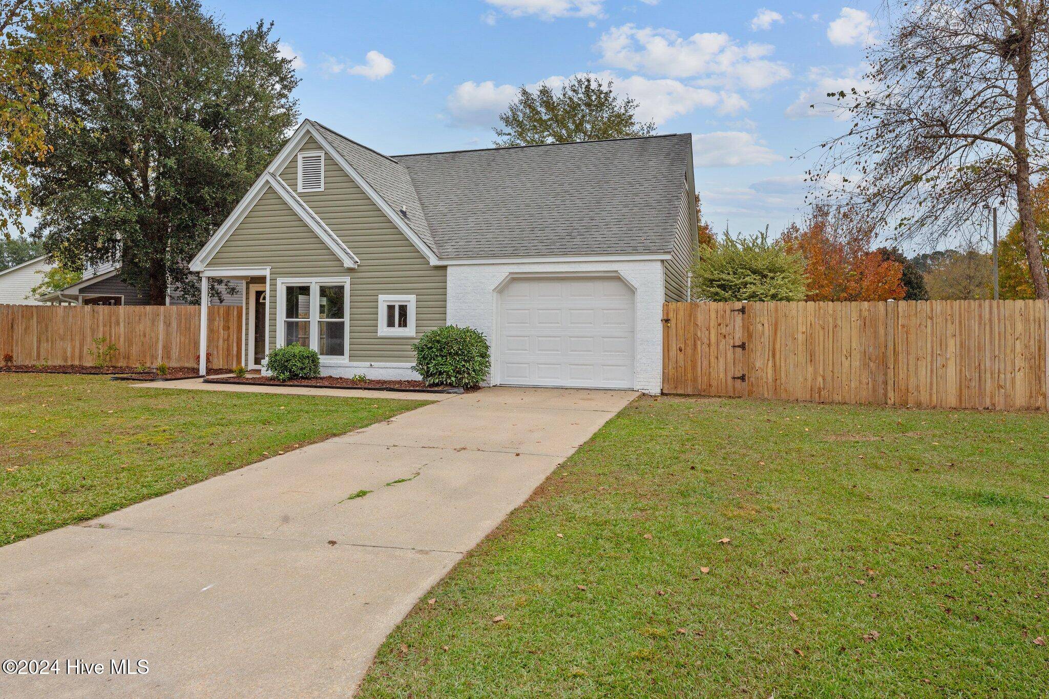 Greenville, NC 27858,1694 Cumberland PL